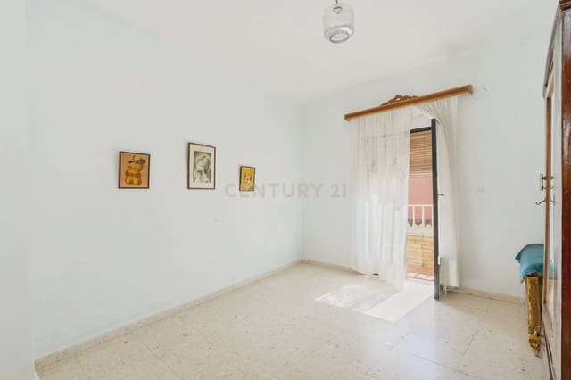 3 soveværelse Byhus til salg i Vélez de Benaudalla med garage - € 140.000 (Ref: 9308788)