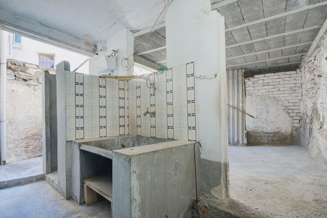 3 soveværelse Byhus til salg i Vélez de Benaudalla med garage - € 140.000 (Ref: 9308788)