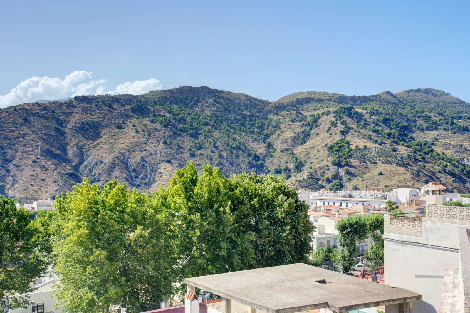 3 soverom Hus til salgs i Velez de Benaudalla med garasje - € 140 000 (Ref: 9308788)