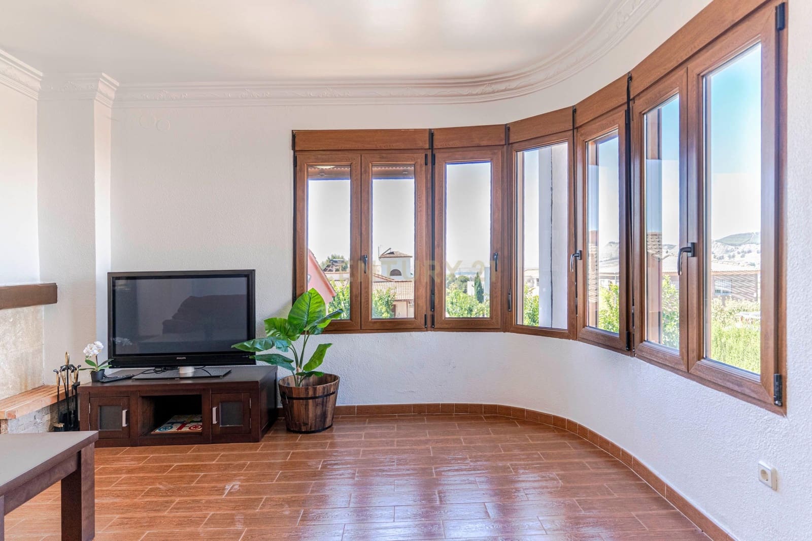 6 slaapkamer Villa te koop in Peligros - € 415.000 (Ref: 9308789)