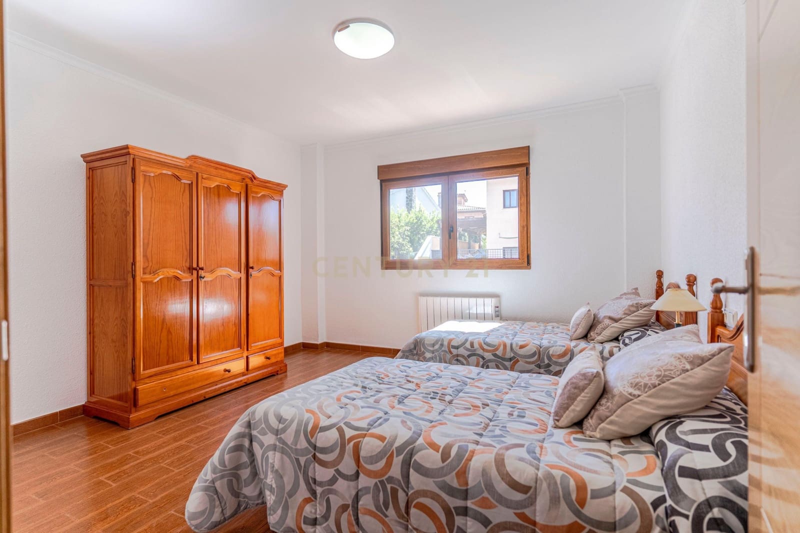 6 slaapkamer Villa te koop in Peligros - € 415.000 (Ref: 9308789)