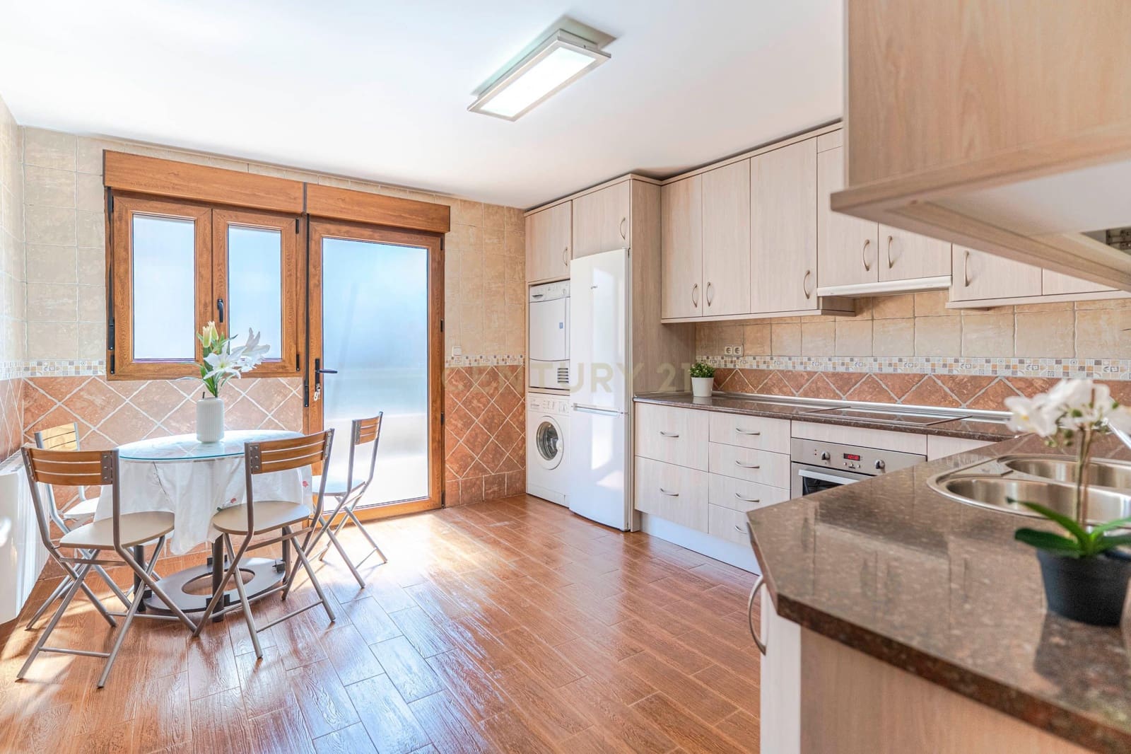 6 slaapkamer Villa te koop in Peligros - € 415.000 (Ref: 9308789)