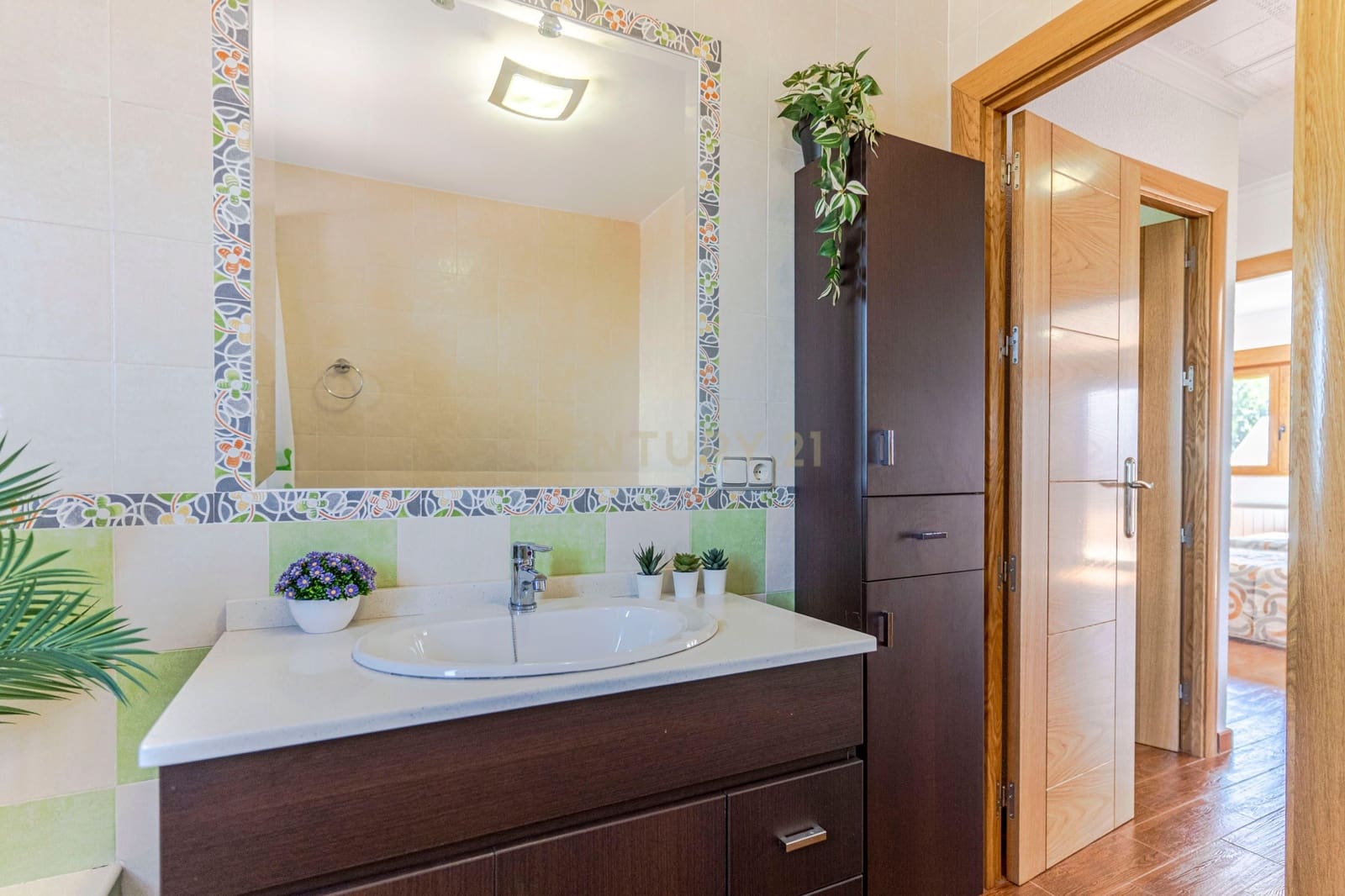 6 slaapkamer Villa te koop in Peligros - € 415.000 (Ref: 9308789)