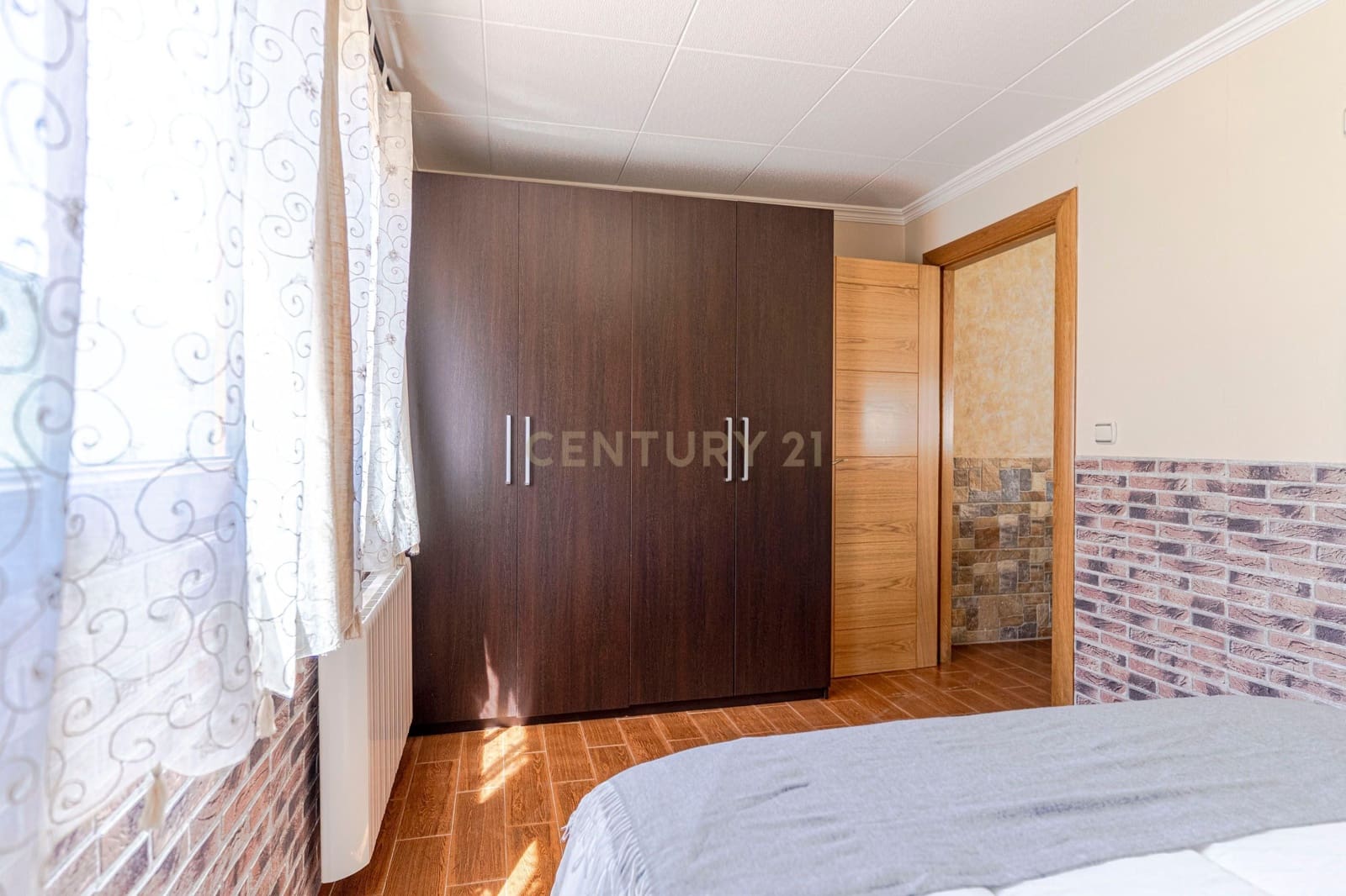 6 slaapkamer Villa te koop in Peligros - € 415.000 (Ref: 9308789)