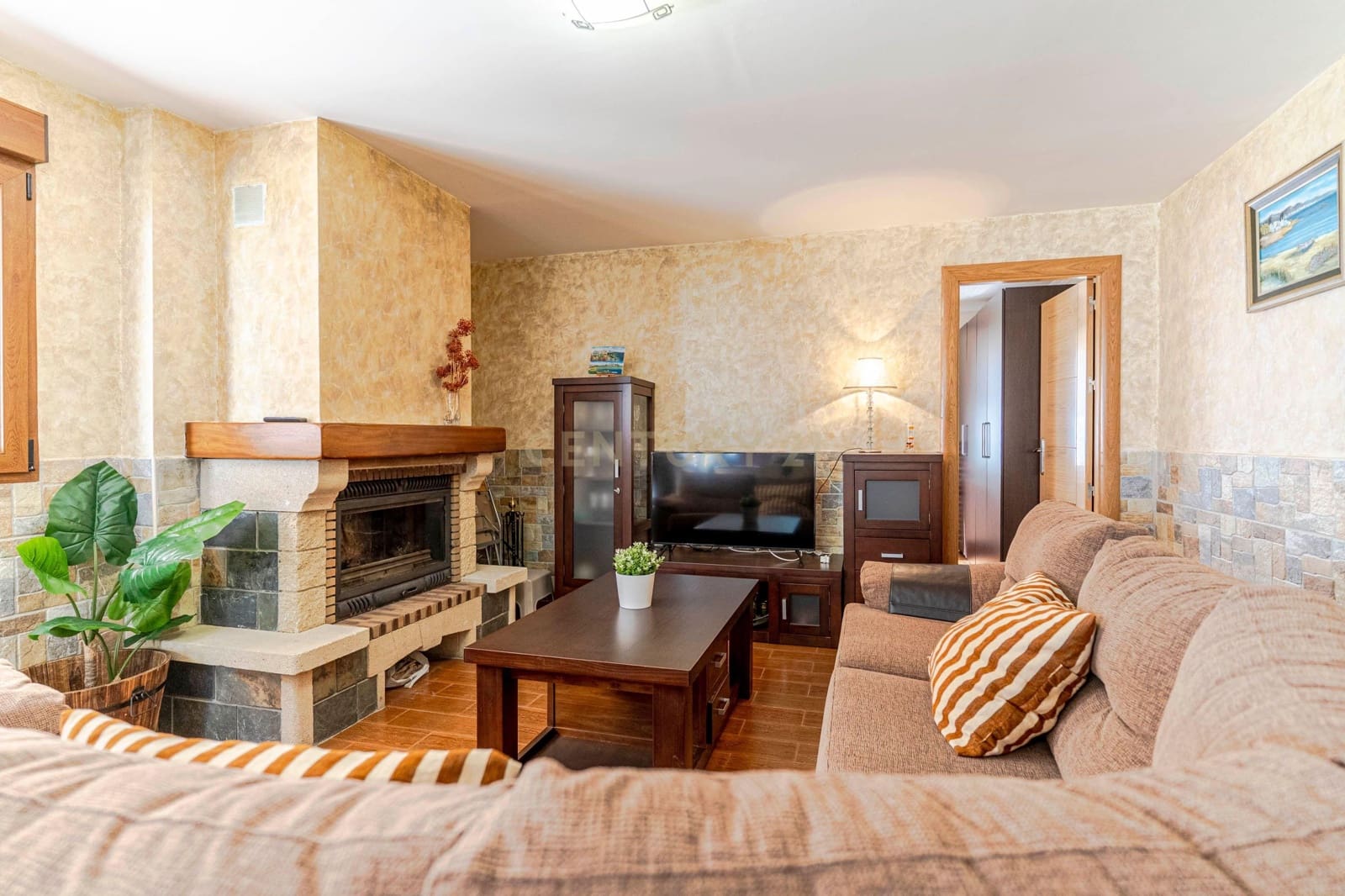 6 slaapkamer Villa te koop in Peligros - € 415.000 (Ref: 9308789)