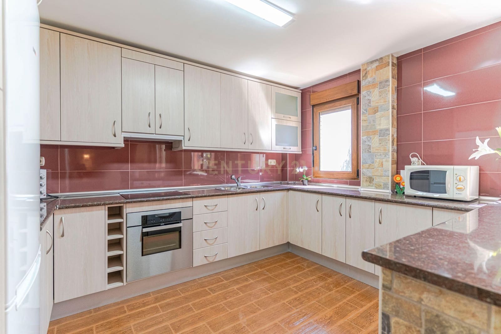 6 slaapkamer Villa te koop in Peligros - € 415.000 (Ref: 9308789)