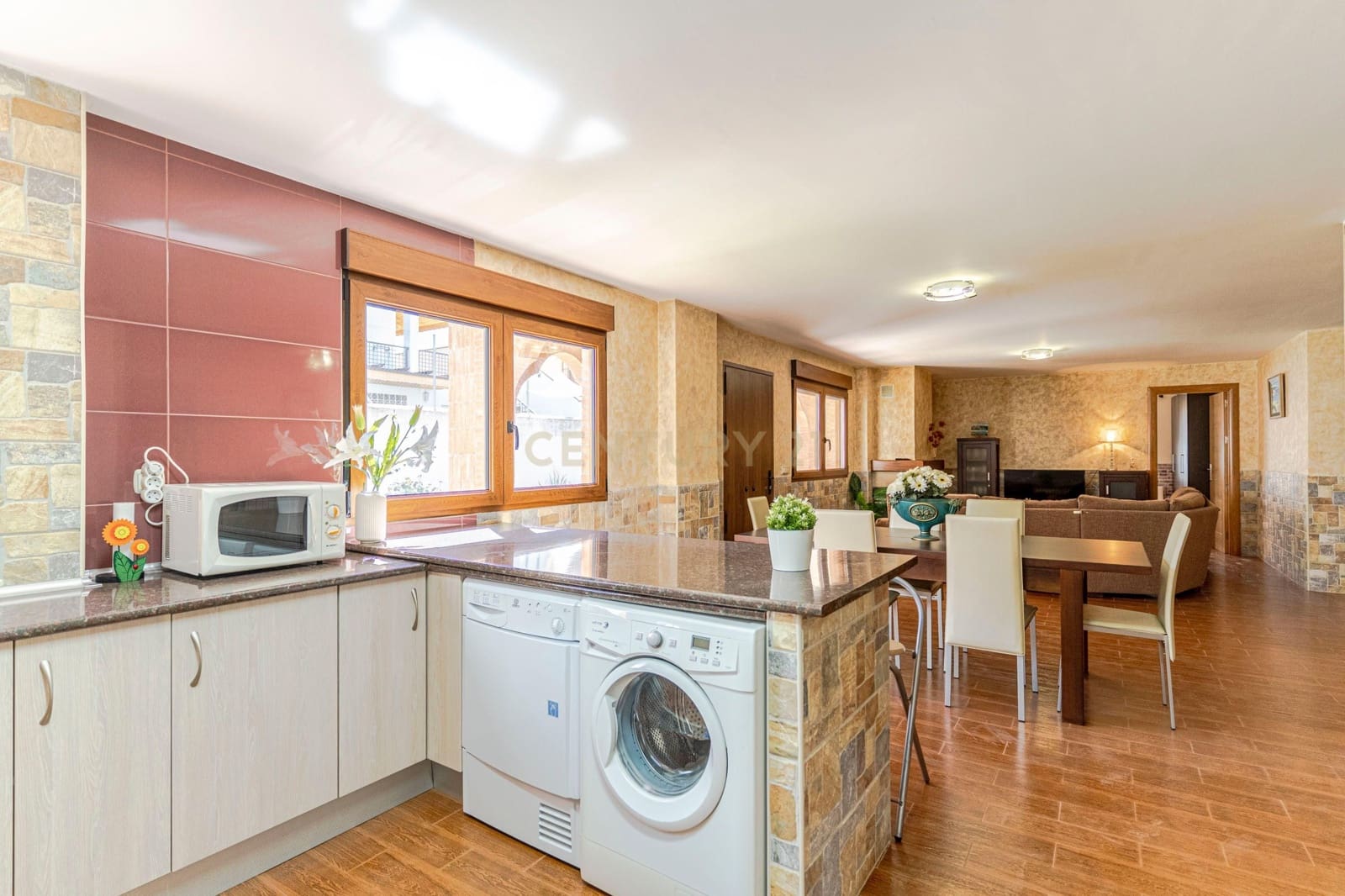 6 slaapkamer Villa te koop in Peligros - € 415.000 (Ref: 9308789)