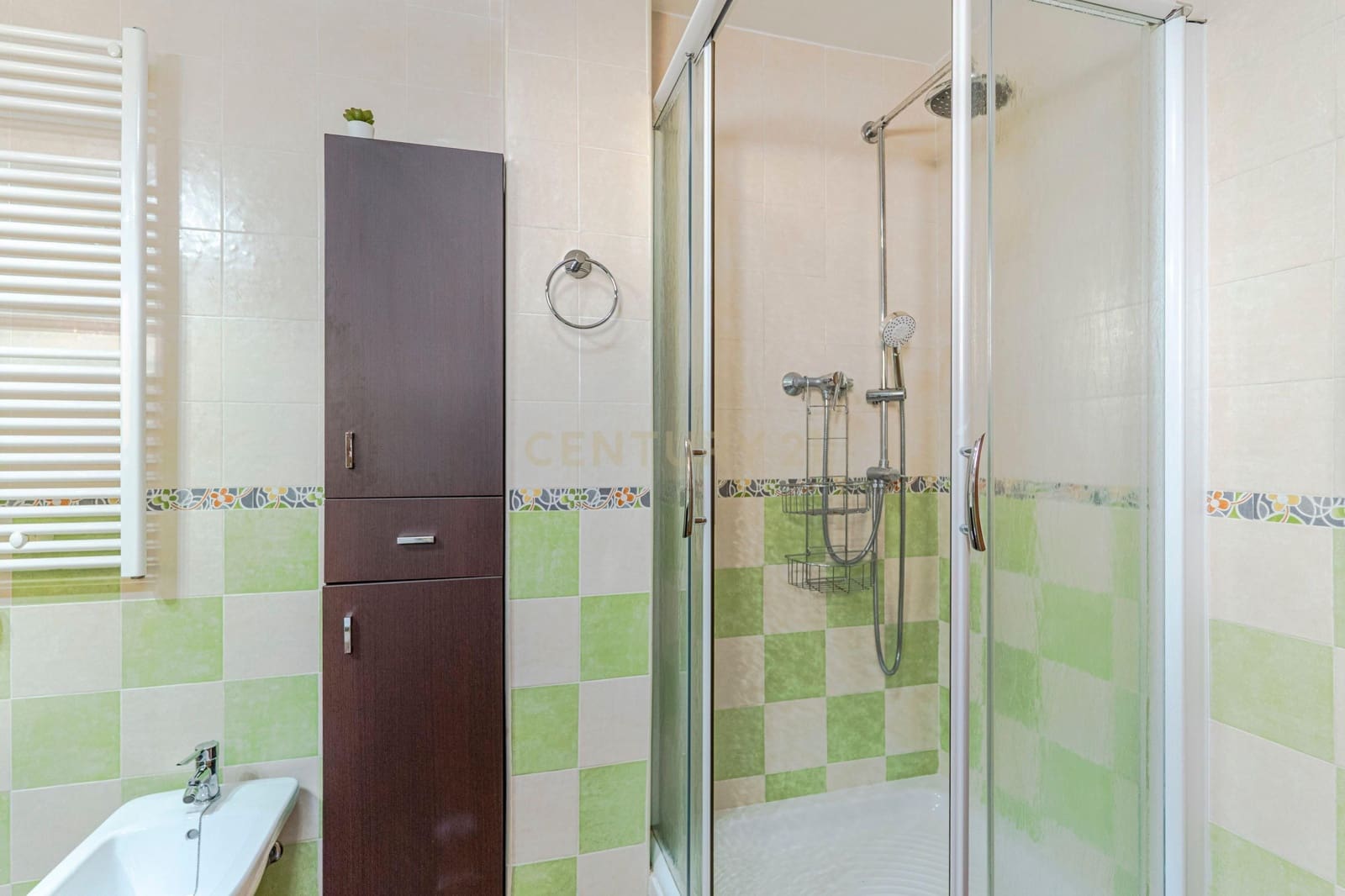 6 slaapkamer Villa te koop in Peligros - € 415.000 (Ref: 9308789)