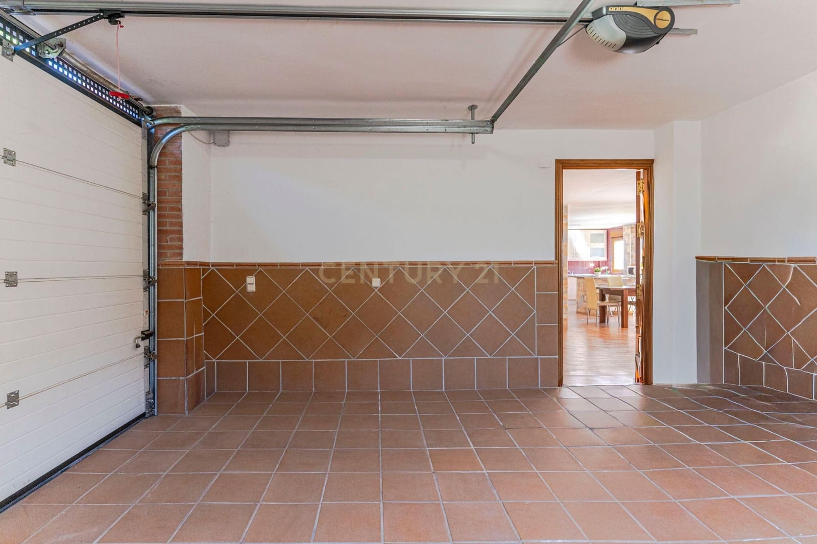 6 slaapkamer Villa te koop in Peligros - € 415.000 (Ref: 9308789)