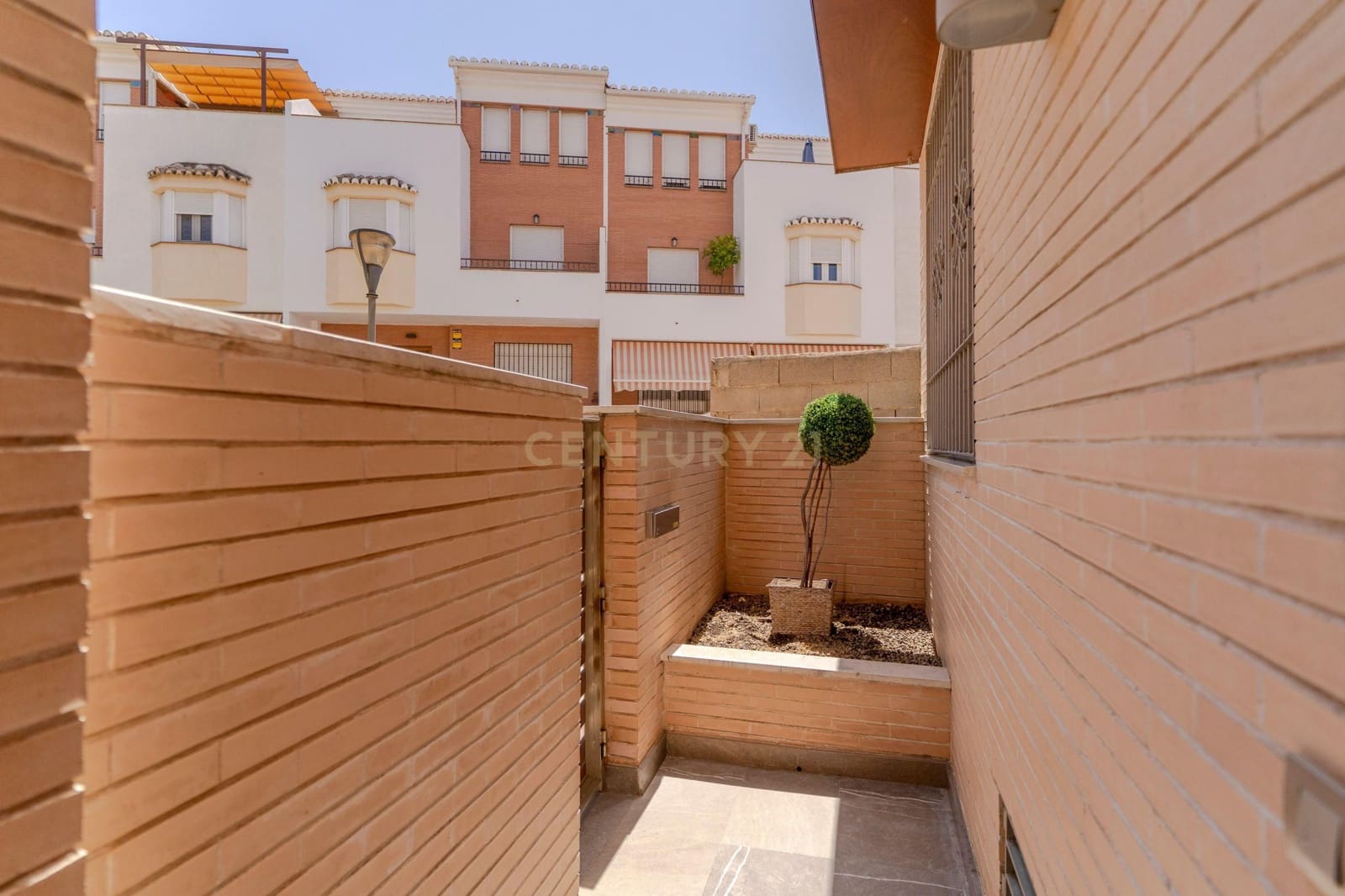 3 soverom Hus til salgs i Granada by med garasje - € 535 000 (Ref: 9308790)