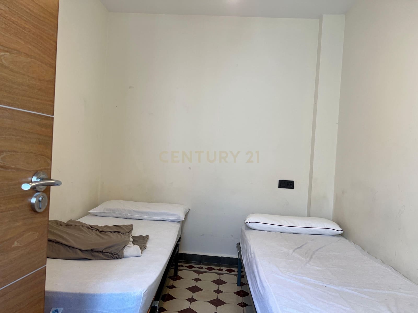 3 makuuhuone Kattohuoneisto vuokrattavana paikassa Granada kaupunki - 1 100 € (Ref: 9308791)