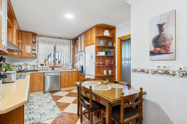 5 soveværelse Finca/Landehus til salg i Gualchos - € 295.000 (Ref: 9308793)