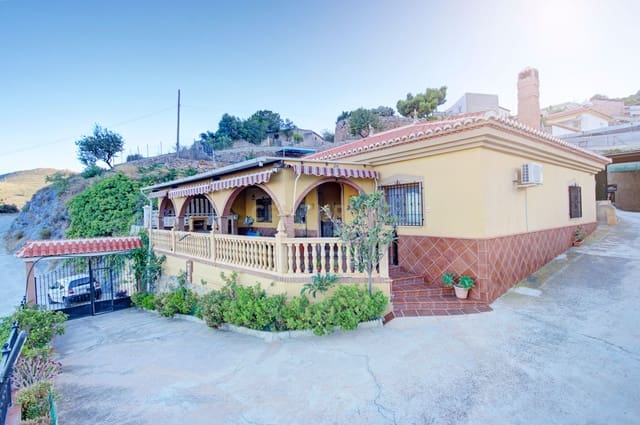 5 soveværelse Finca/Landehus til salg i Gualchos - € 295.000 (Ref: 9308793)