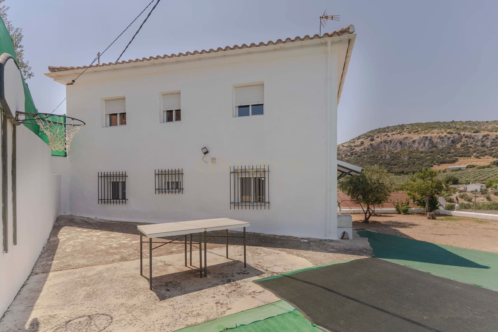 3 soveværelse Finca/Landehus til salg i Colomera med swimmingpool - € 159.000 (Ref: 9308796)