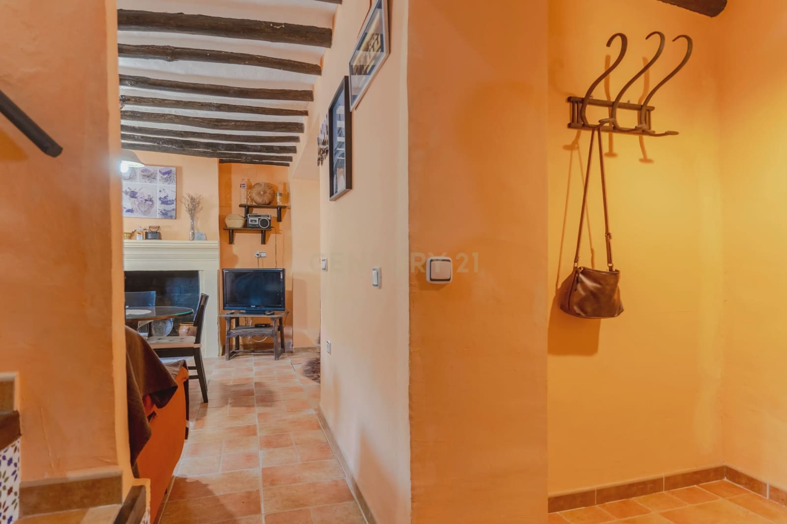 3 soveværelse Finca/Landehus til salg i Colomera med swimmingpool - € 159.000 (Ref: 9308796)