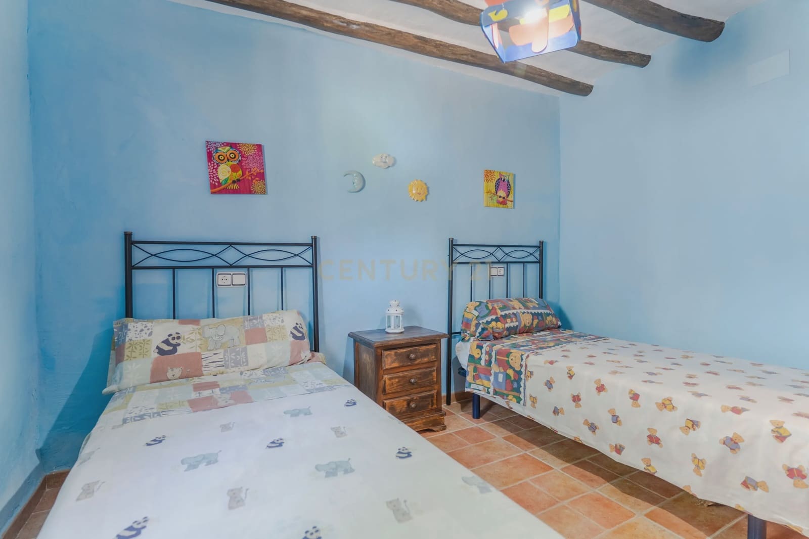 3 soveværelse Finca/Landehus til salg i Colomera med swimmingpool - € 159.000 (Ref: 9308796)