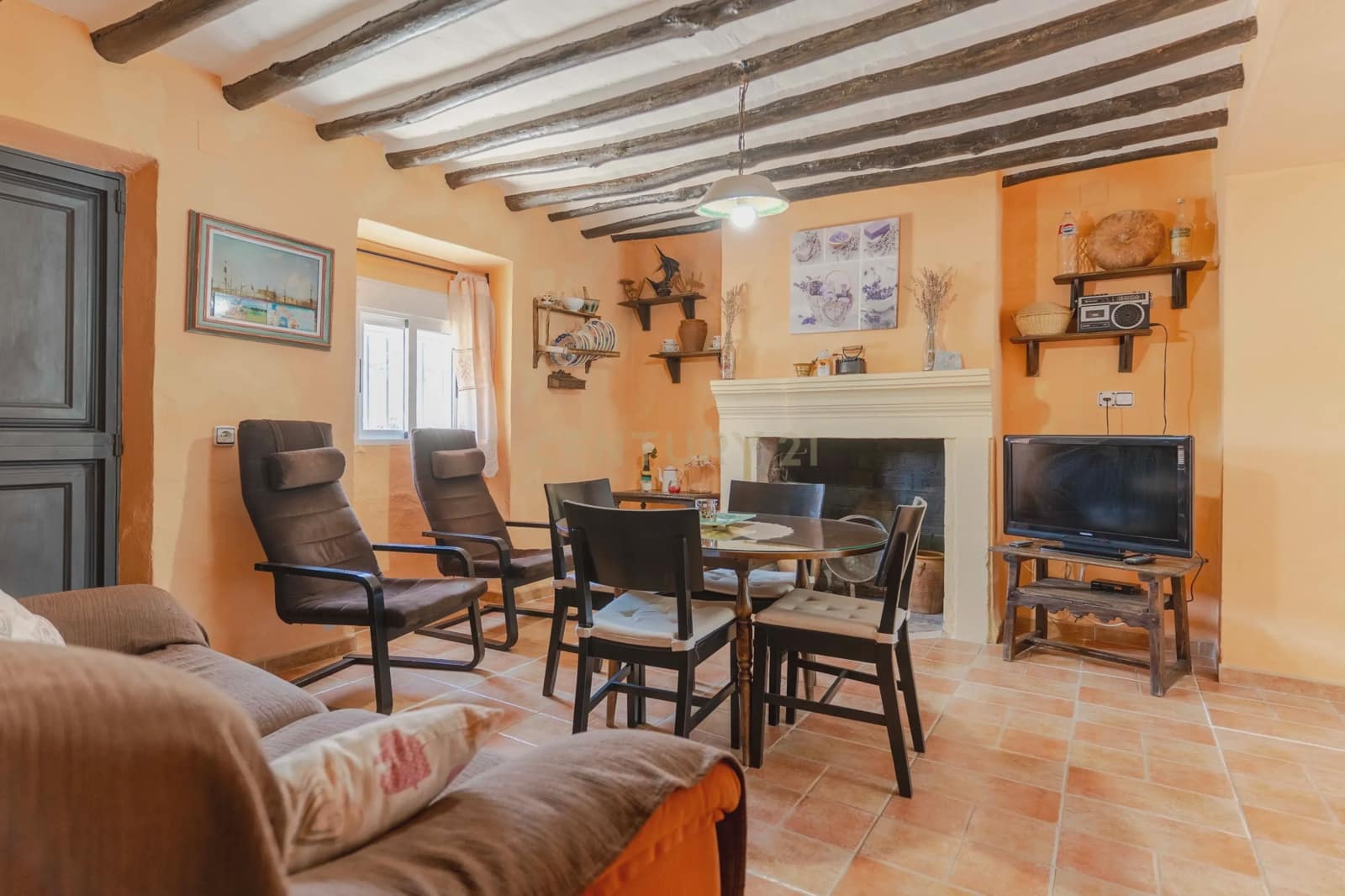 3 soveværelse Finca/Landehus til salg i Colomera med swimmingpool - € 159.000 (Ref: 9308796)