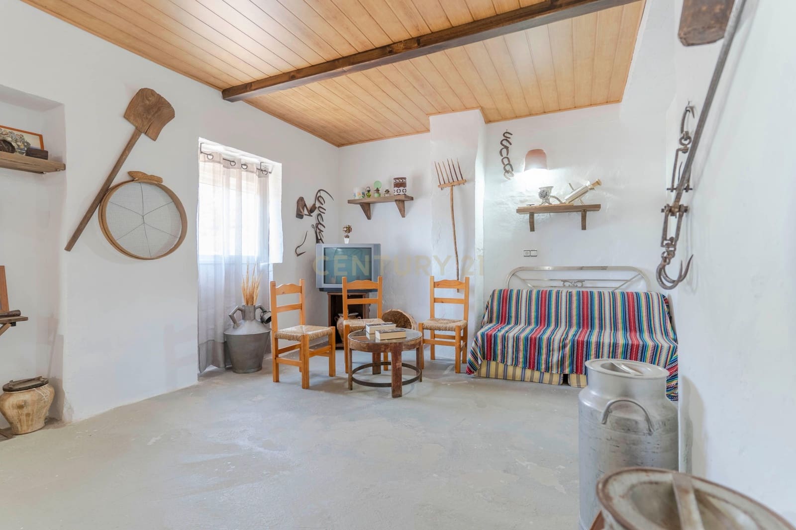 3 soveværelse Finca/Landehus til salg i Colomera med swimmingpool - € 159.000 (Ref: 9308796)