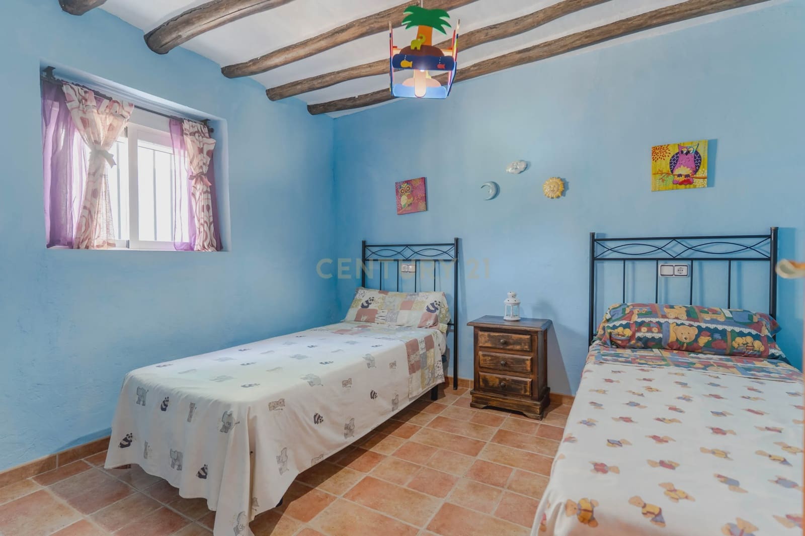 3 soveværelse Finca/Landehus til salg i Colomera med swimmingpool - € 159.000 (Ref: 9308796)