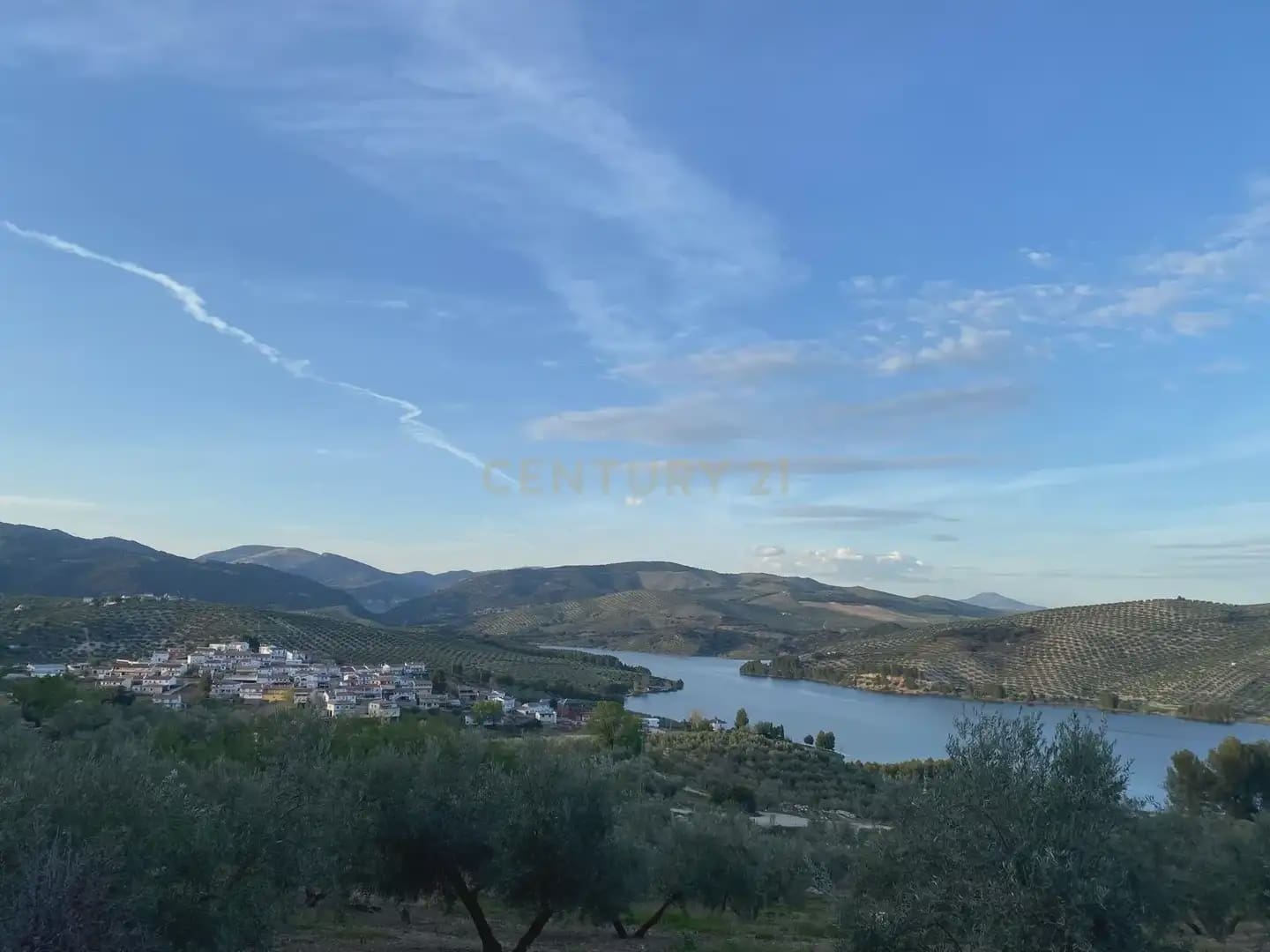 3 soveværelse Finca/Landehus til salg i Colomera med swimmingpool - € 139.900 (Ref: 9308796)