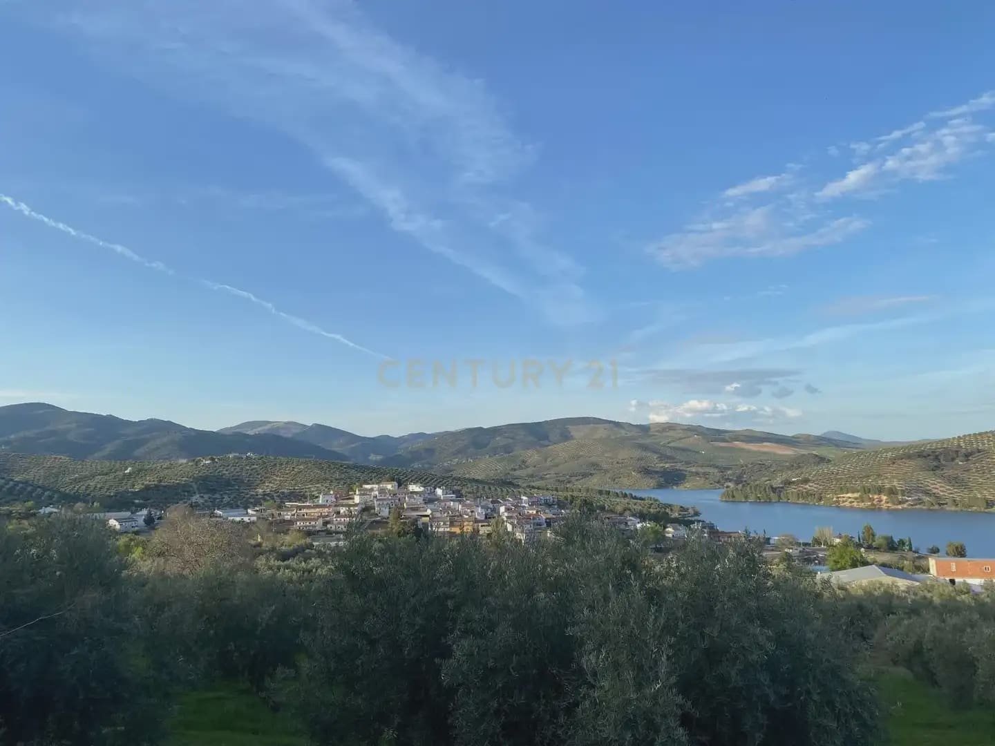 3 soveværelse Finca/Landehus til salg i Colomera med swimmingpool - € 139.900 (Ref: 9308796)