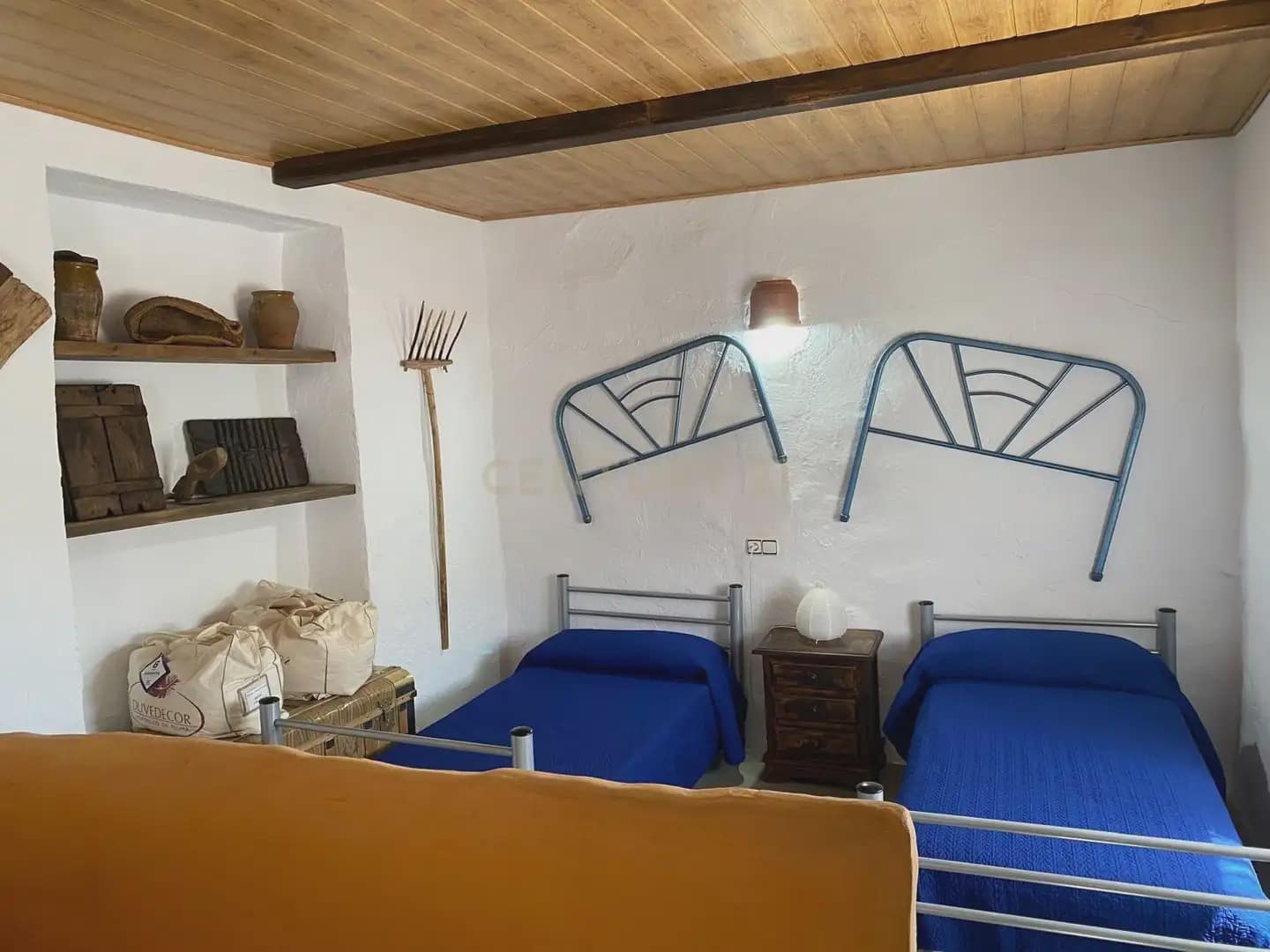 3 soveværelse Finca/Landehus til salg i Colomera med swimmingpool - € 139.900 (Ref: 9308796)