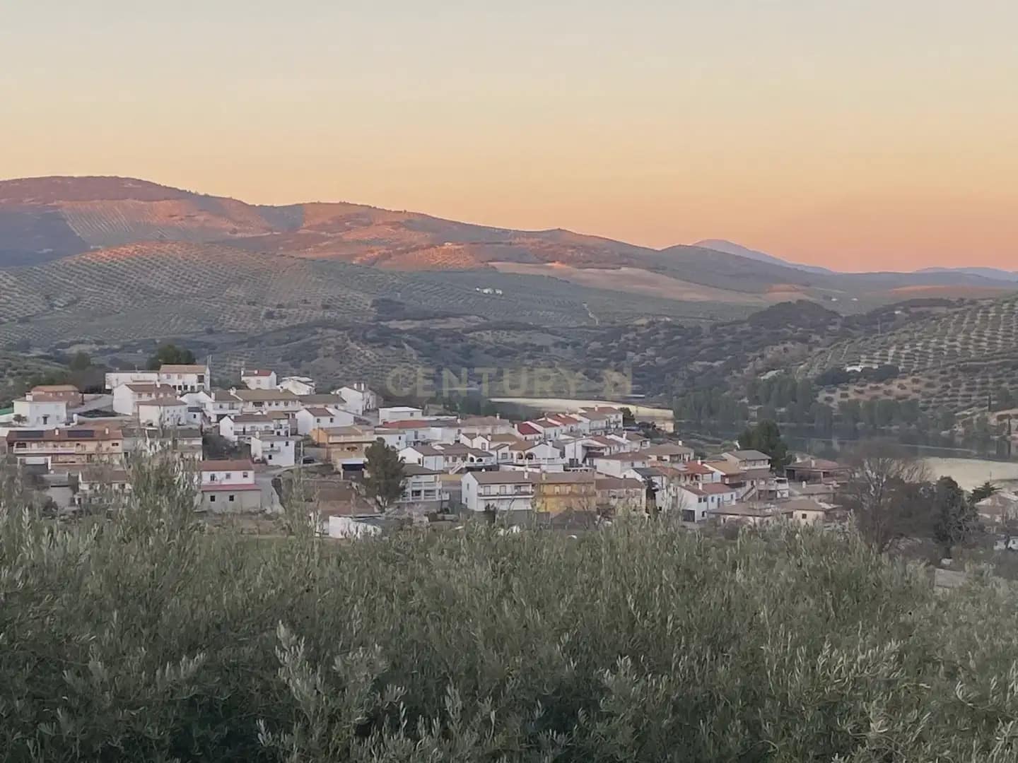 3 soveværelse Finca/Landehus til salg i Colomera med swimmingpool - € 139.900 (Ref: 9308796)
