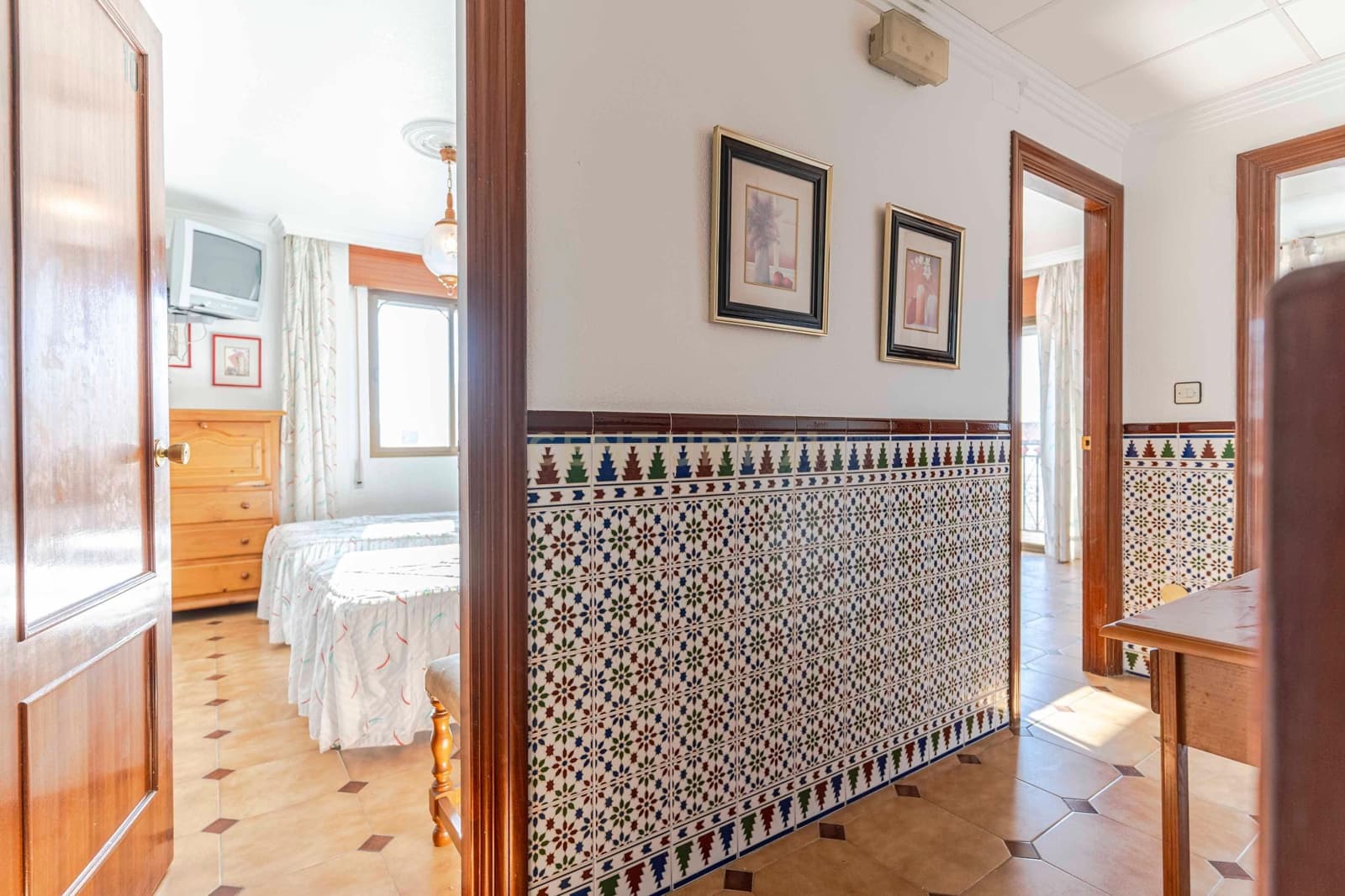 16 soveværelse Hotel til salg i Salobrena - € 430.000 (Ref: 9308797)