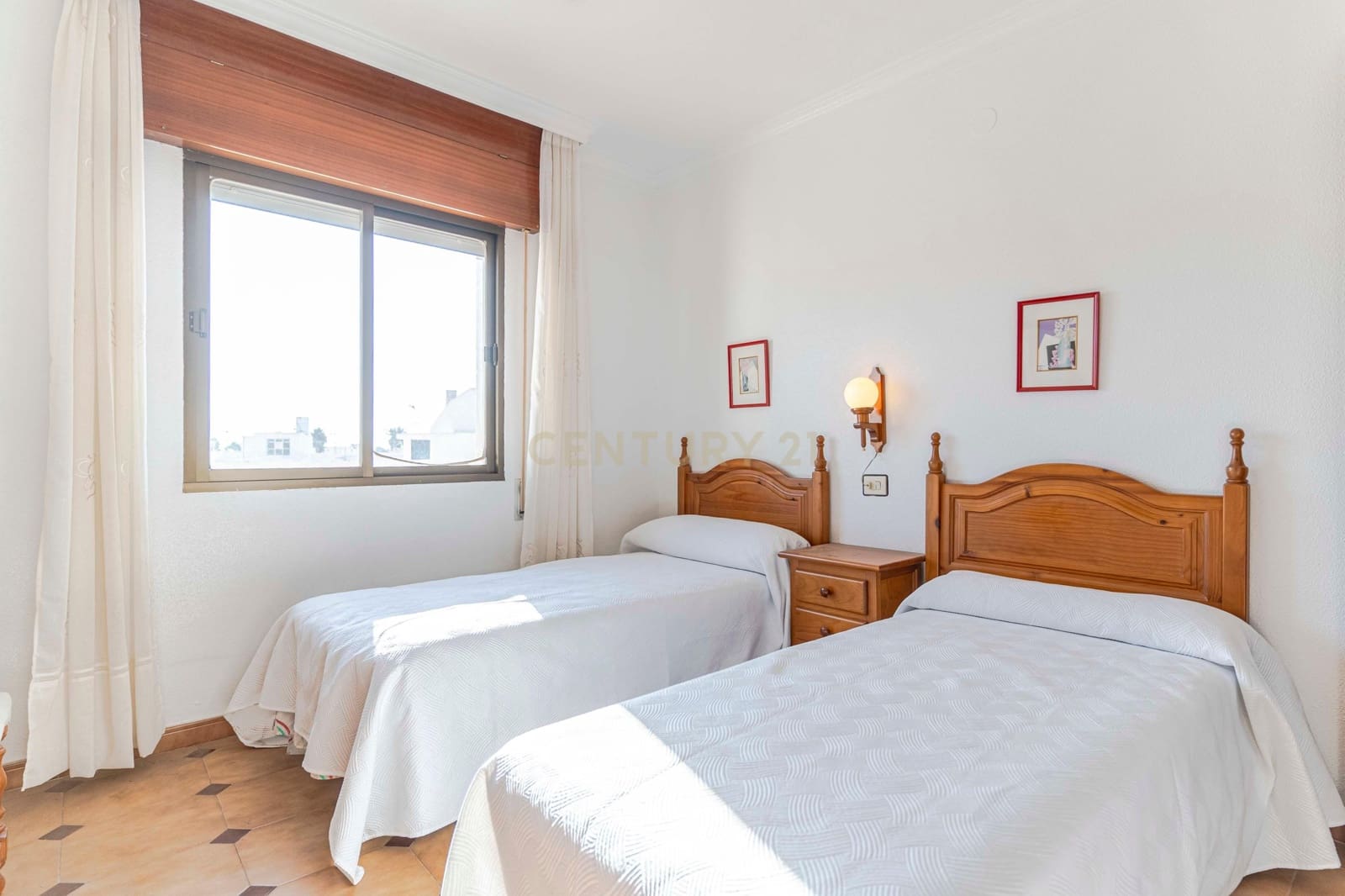 16 soveværelse Hotel til salg i Salobrena - € 430.000 (Ref: 9308797)