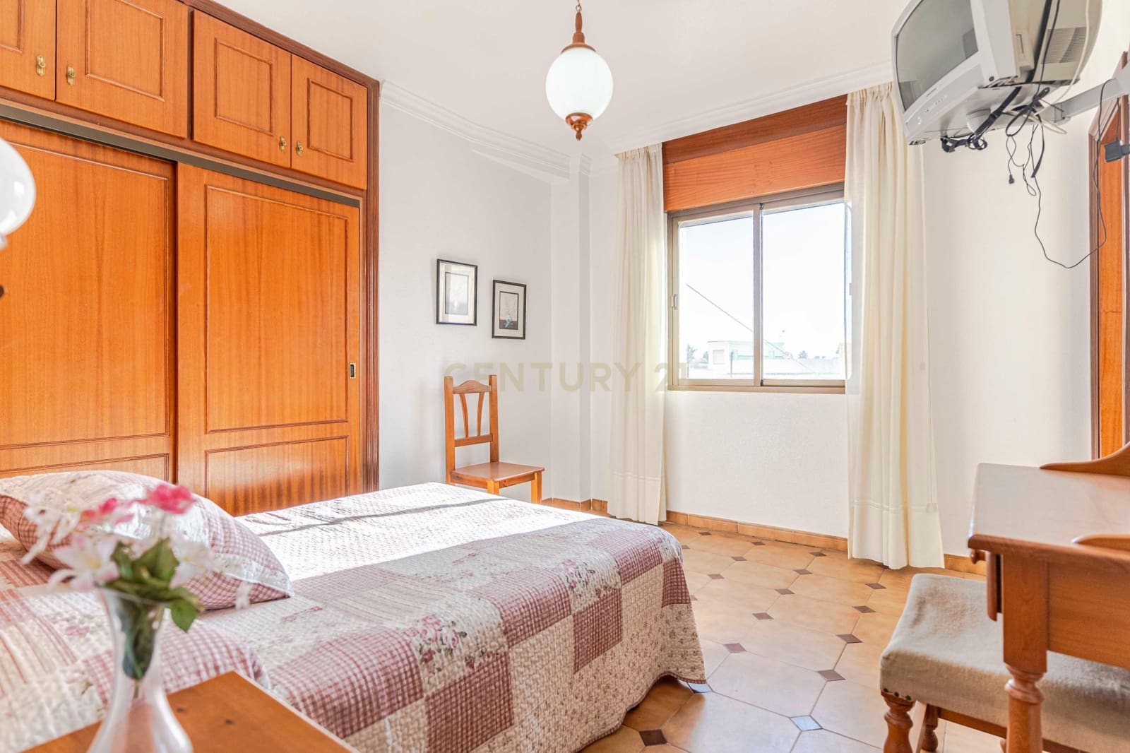 16 soveværelse Hotel til salg i Salobrena - € 430.000 (Ref: 9308797)