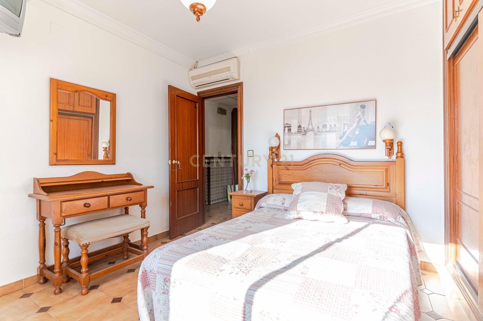 16 soveværelse Hotel til salg i Salobrena - € 430.000 (Ref: 9308797)