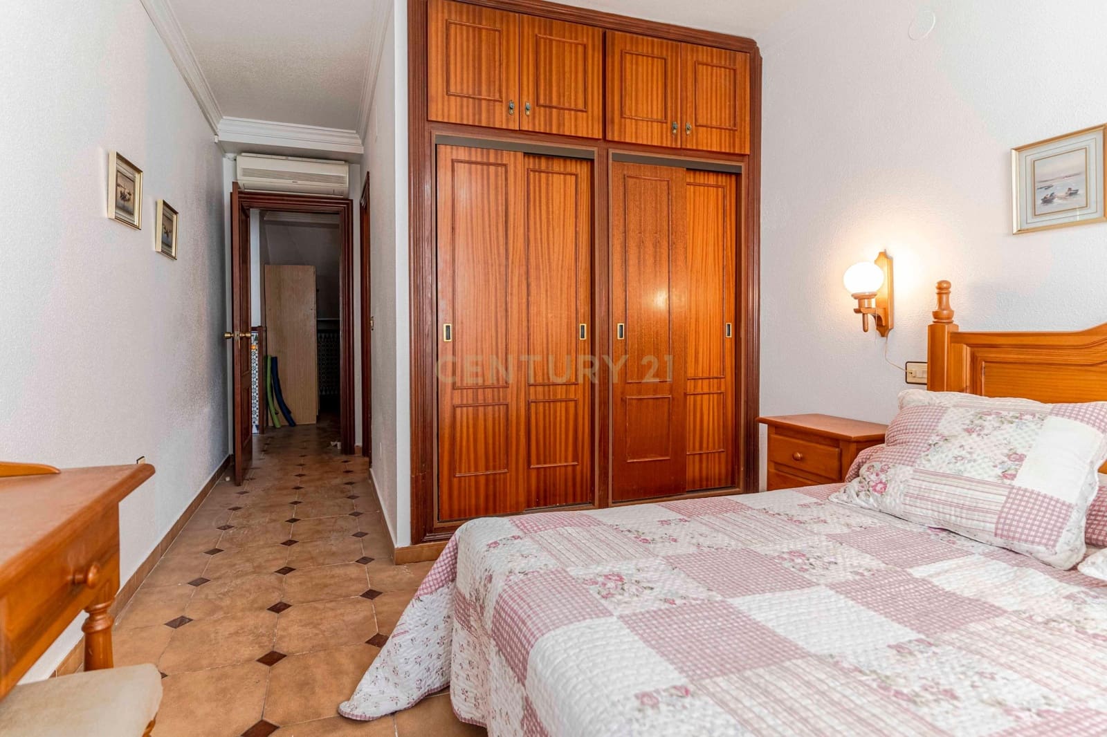 16 soveværelse Hotel til salg i Salobrena - € 430.000 (Ref: 9308797)