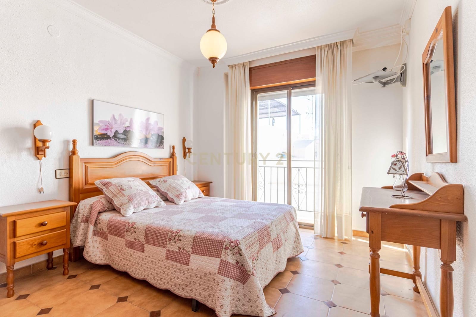 16 soveværelse Hotel til salg i Salobrena - € 430.000 (Ref: 9308797)