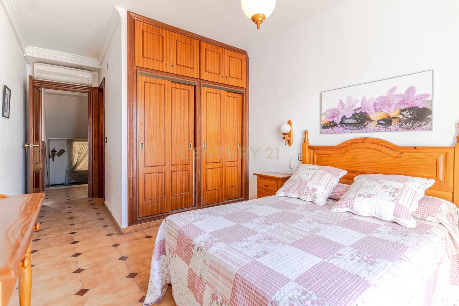 16 soveværelse Hotel til salg i Salobrena - € 430.000 (Ref: 9308797)