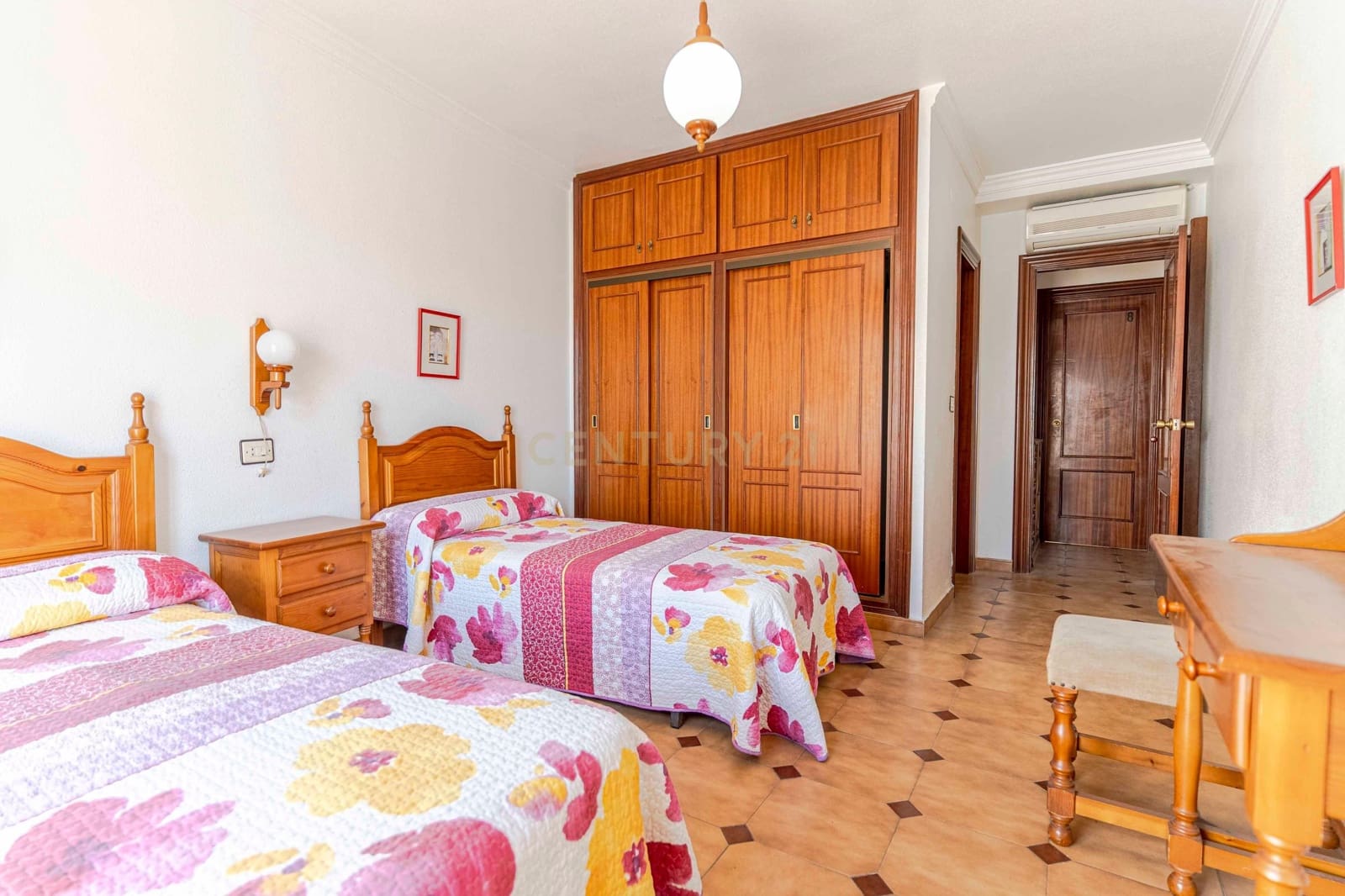 16 soveværelse Hotel til salg i Salobrena - € 430.000 (Ref: 9308797)