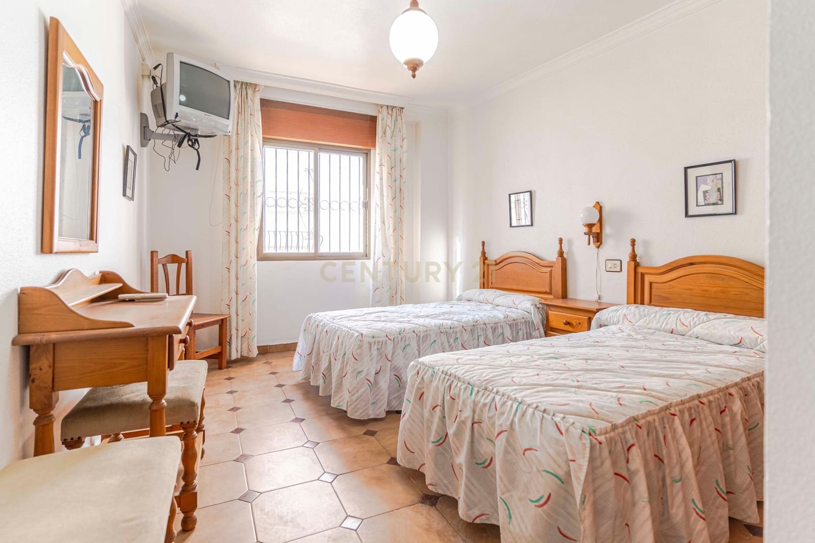 16 soveværelse Hotel til salg i Salobrena - € 430.000 (Ref: 9308797)