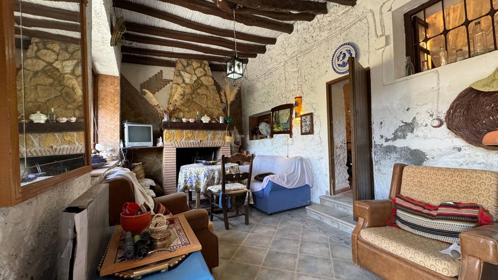 4 soveværelse Finca/Landehus til salg i Almegijar med garage - € 80.000 (Ref: 9308798)