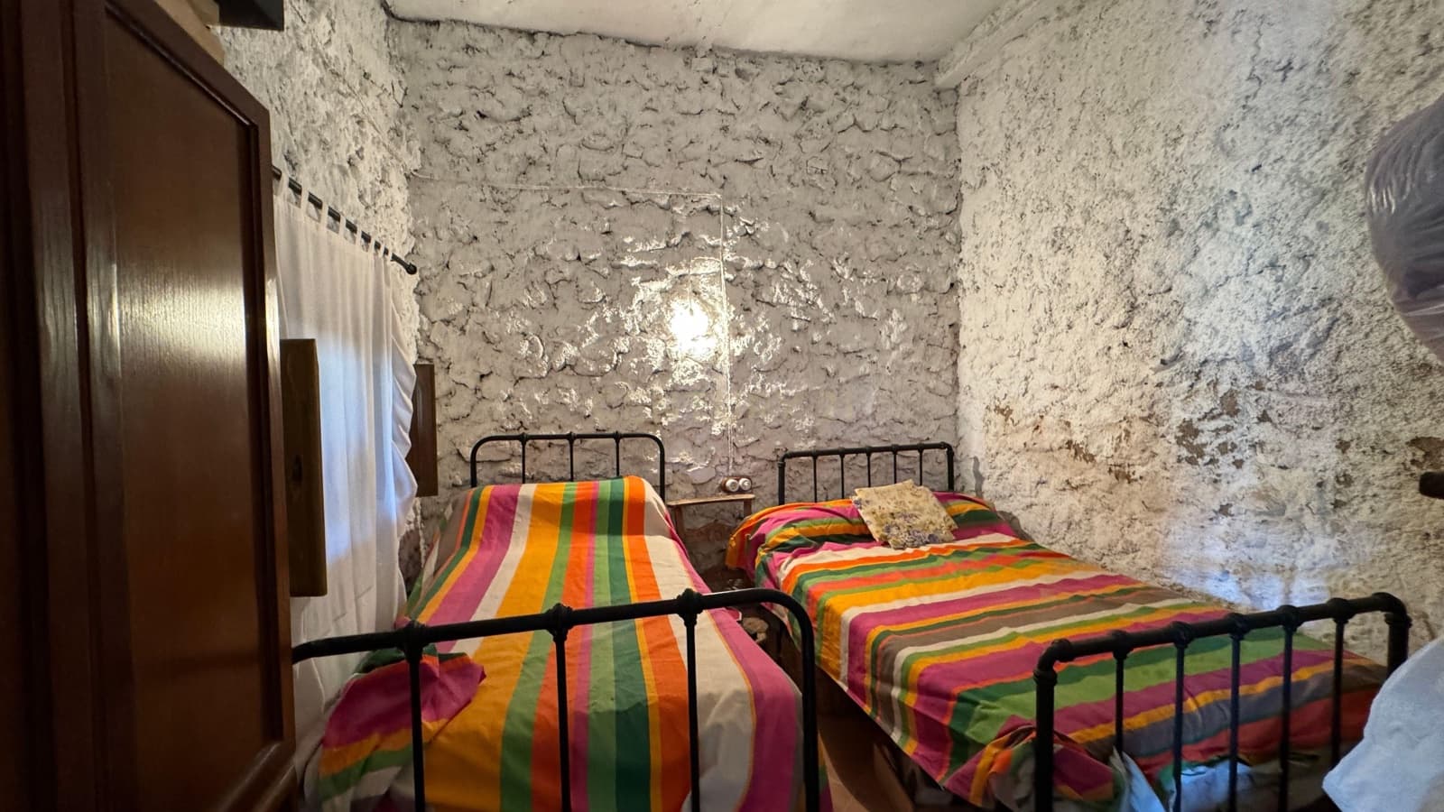 4 soveværelse Finca/Landehus til salg i Almegijar med garage - € 80.000 (Ref: 9308798)