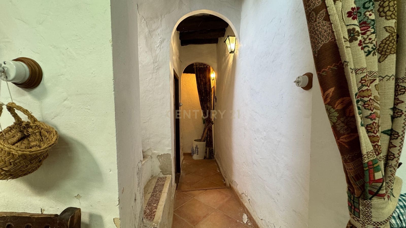 4 soveværelse Finca/Landehus til salg i Almegijar med garage - € 80.000 (Ref: 9308798)