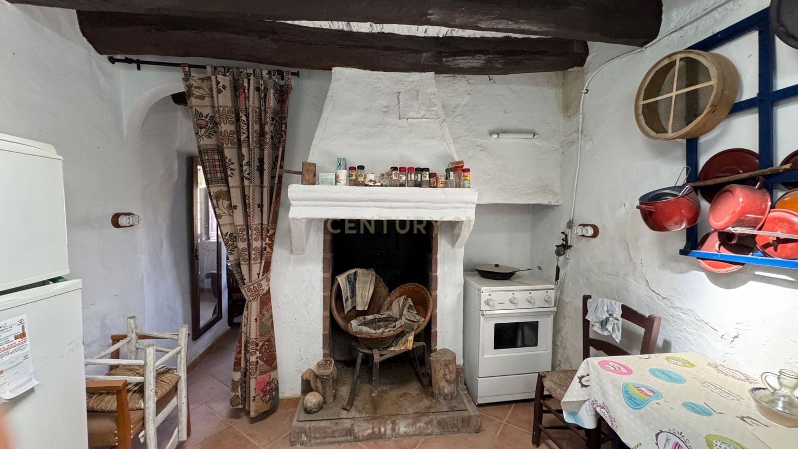 4 soveværelse Finca/Landehus til salg i Almegijar med garage - € 80.000 (Ref: 9308798)