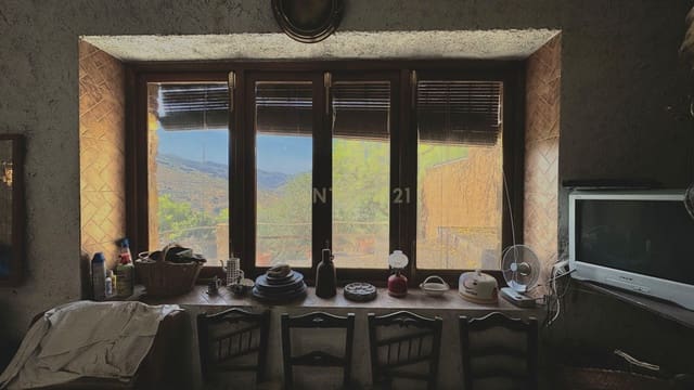 4 soveværelse Finca/Landehus til salg i Almegíjar med garage - € 80.000 (Ref: 9308798)