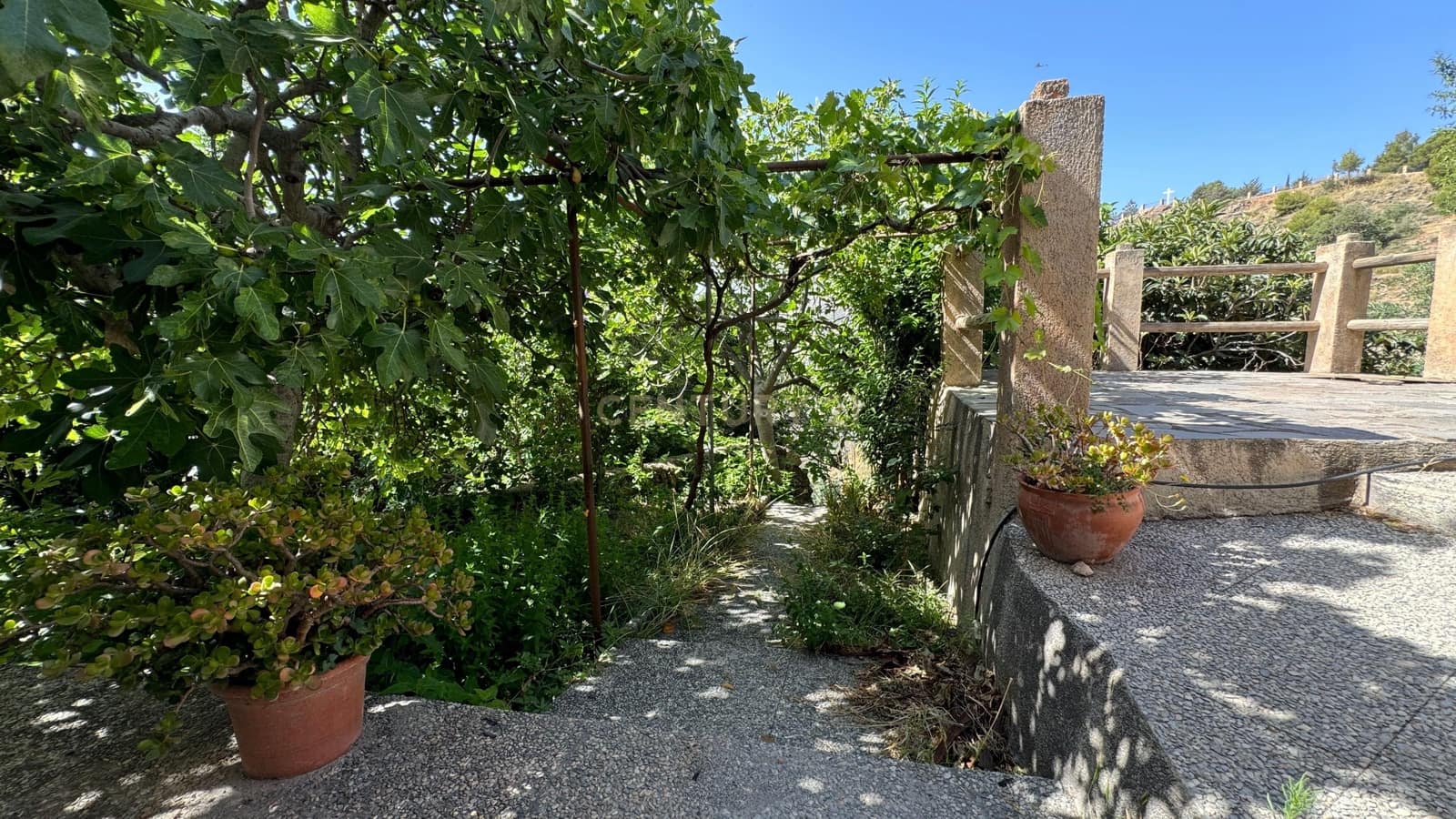 4 soveværelse Finca/Landehus til salg i Almegijar med garage - € 80.000 (Ref: 9308798)