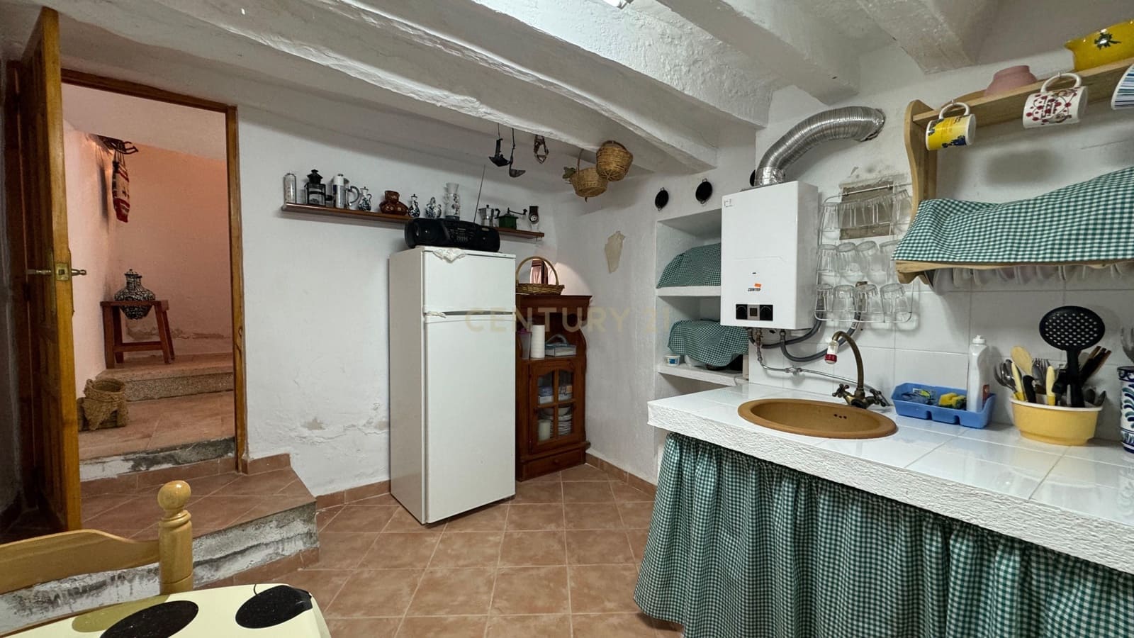 4 soveværelse Finca/Landehus til salg i Almegijar med garage - € 80.000 (Ref: 9308798)