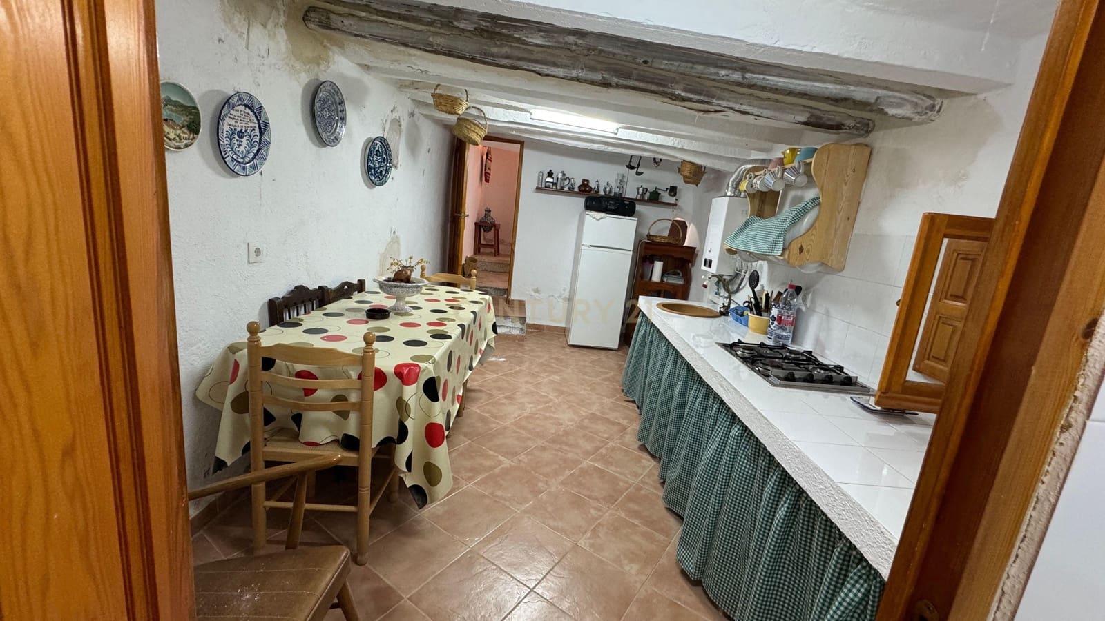 4 soveværelse Finca/Landehus til salg i Almegijar med garage - € 80.000 (Ref: 9308798)