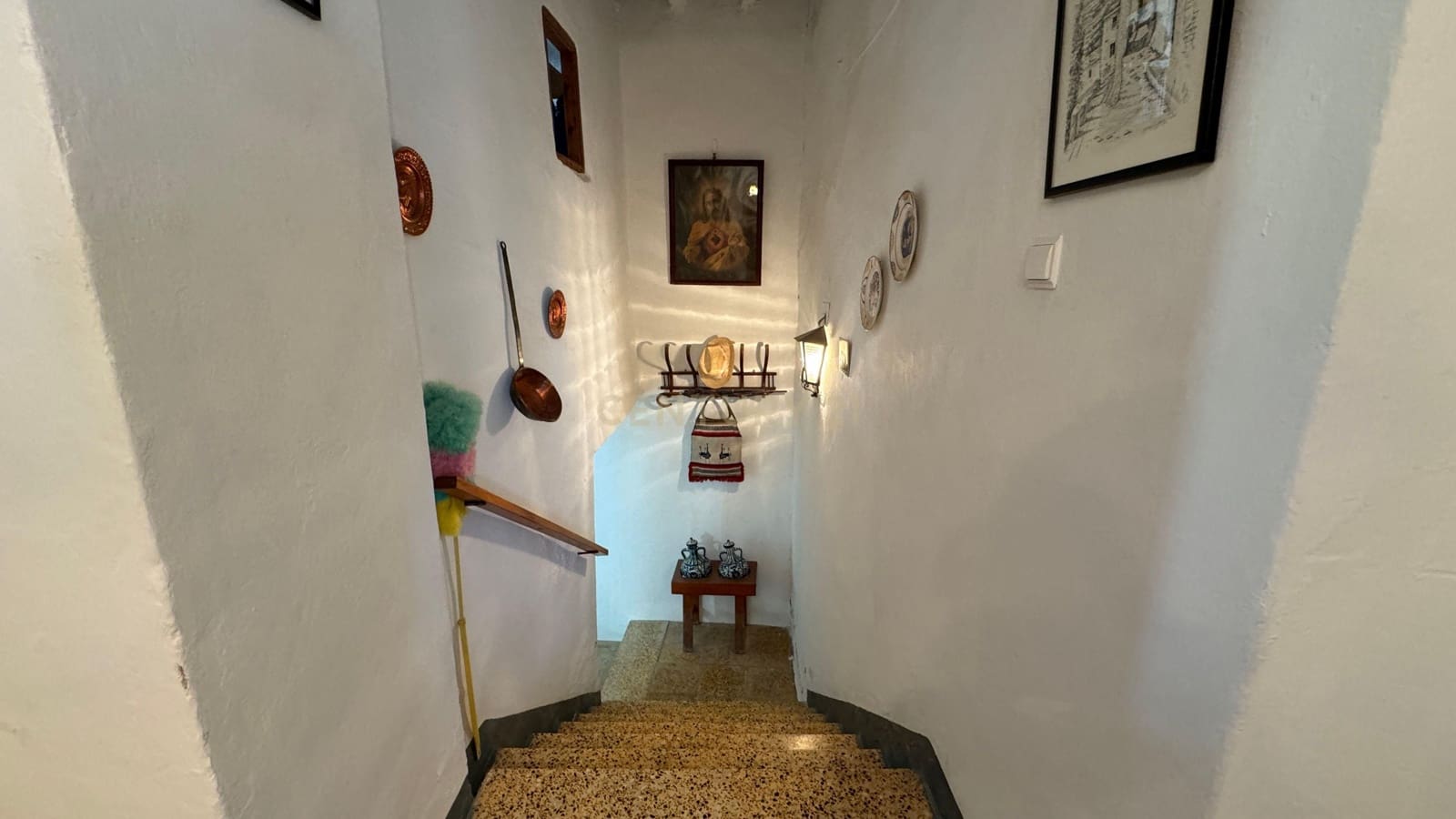 4 soveværelse Finca/Landehus til salg i Almegijar med garage - € 80.000 (Ref: 9308798)