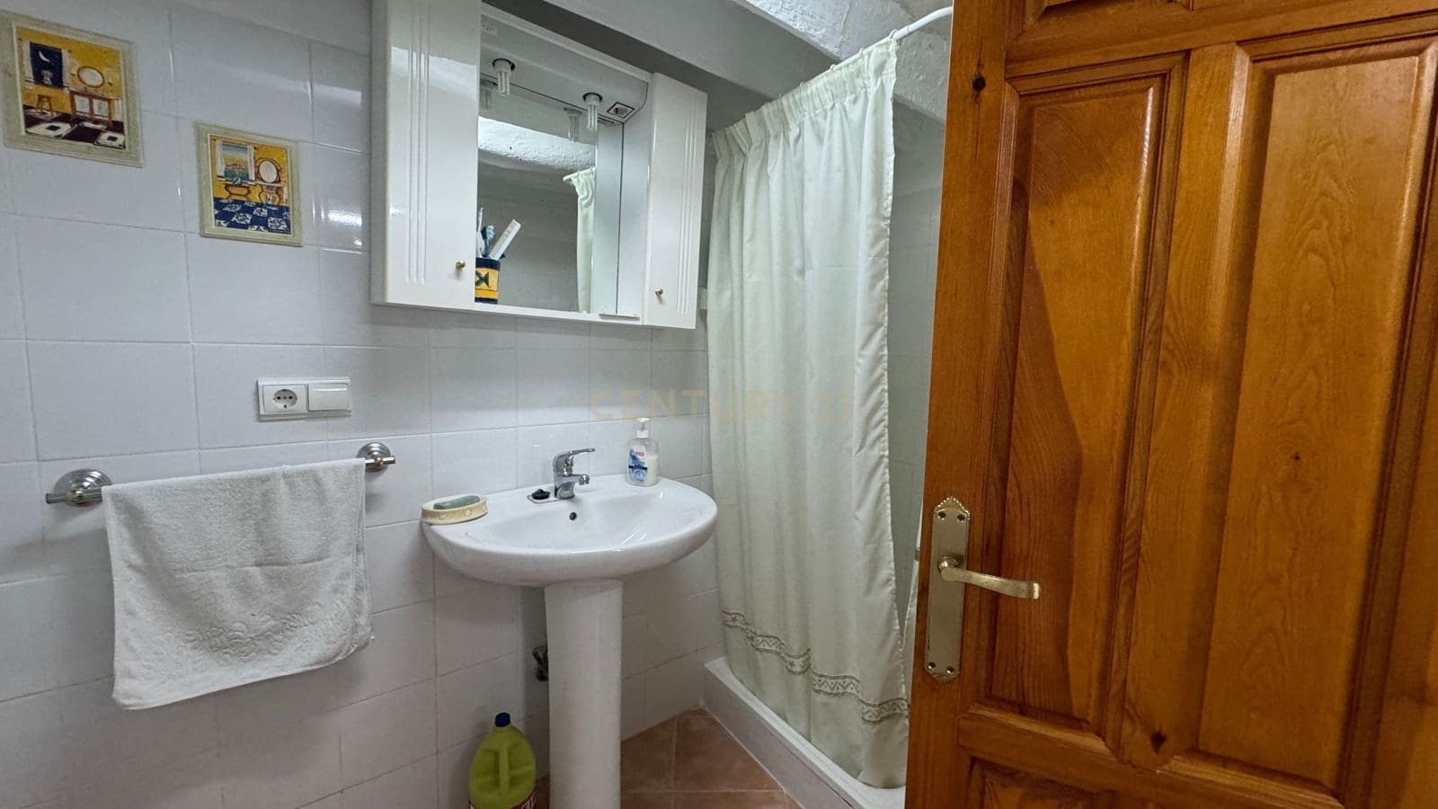 4 soveværelse Finca/Landehus til salg i Almegijar med garage - € 80.000 (Ref: 9308798)