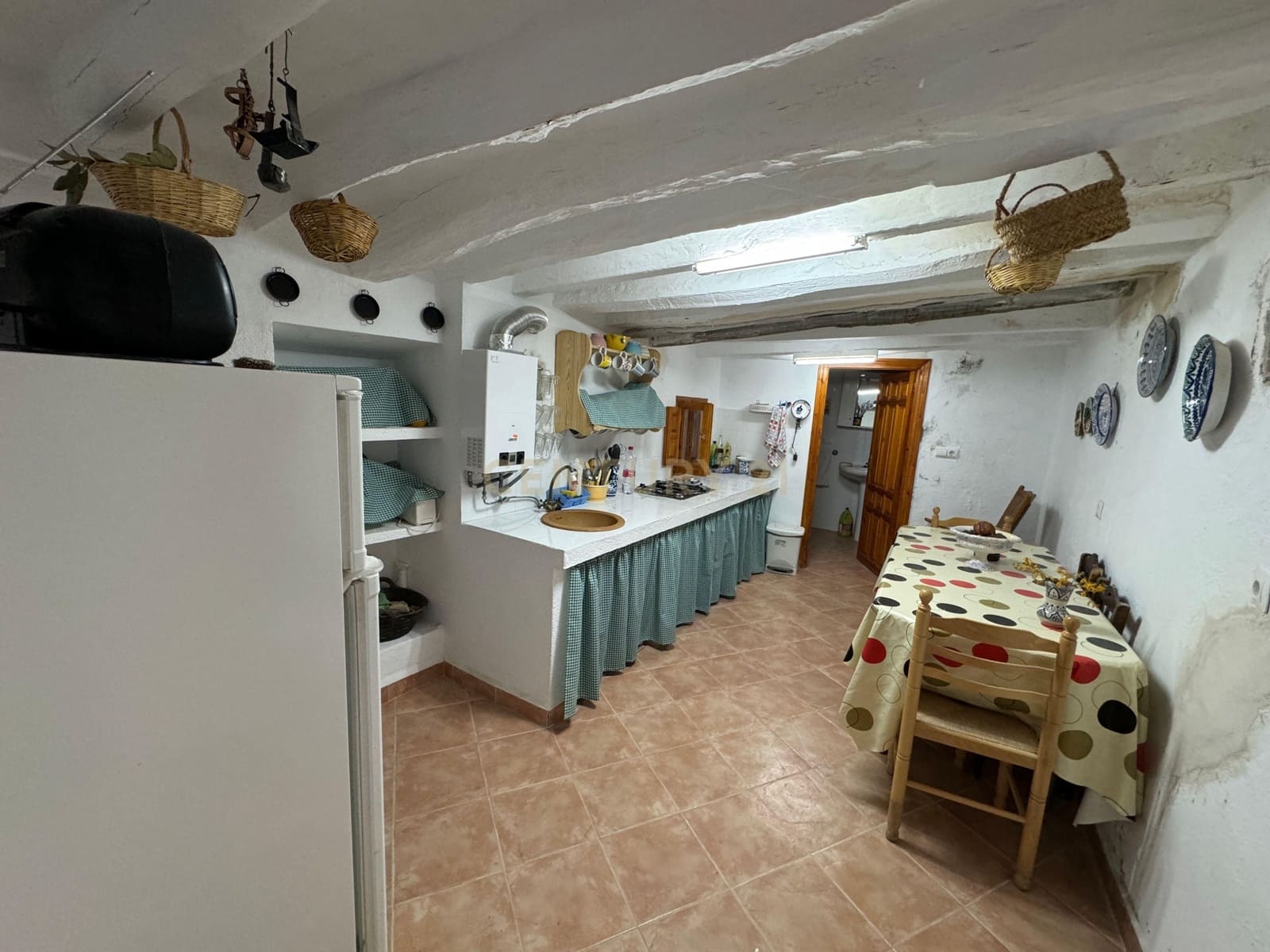 4 soveværelse Finca/Landehus til salg i Almegijar med garage - € 80.000 (Ref: 9308798)