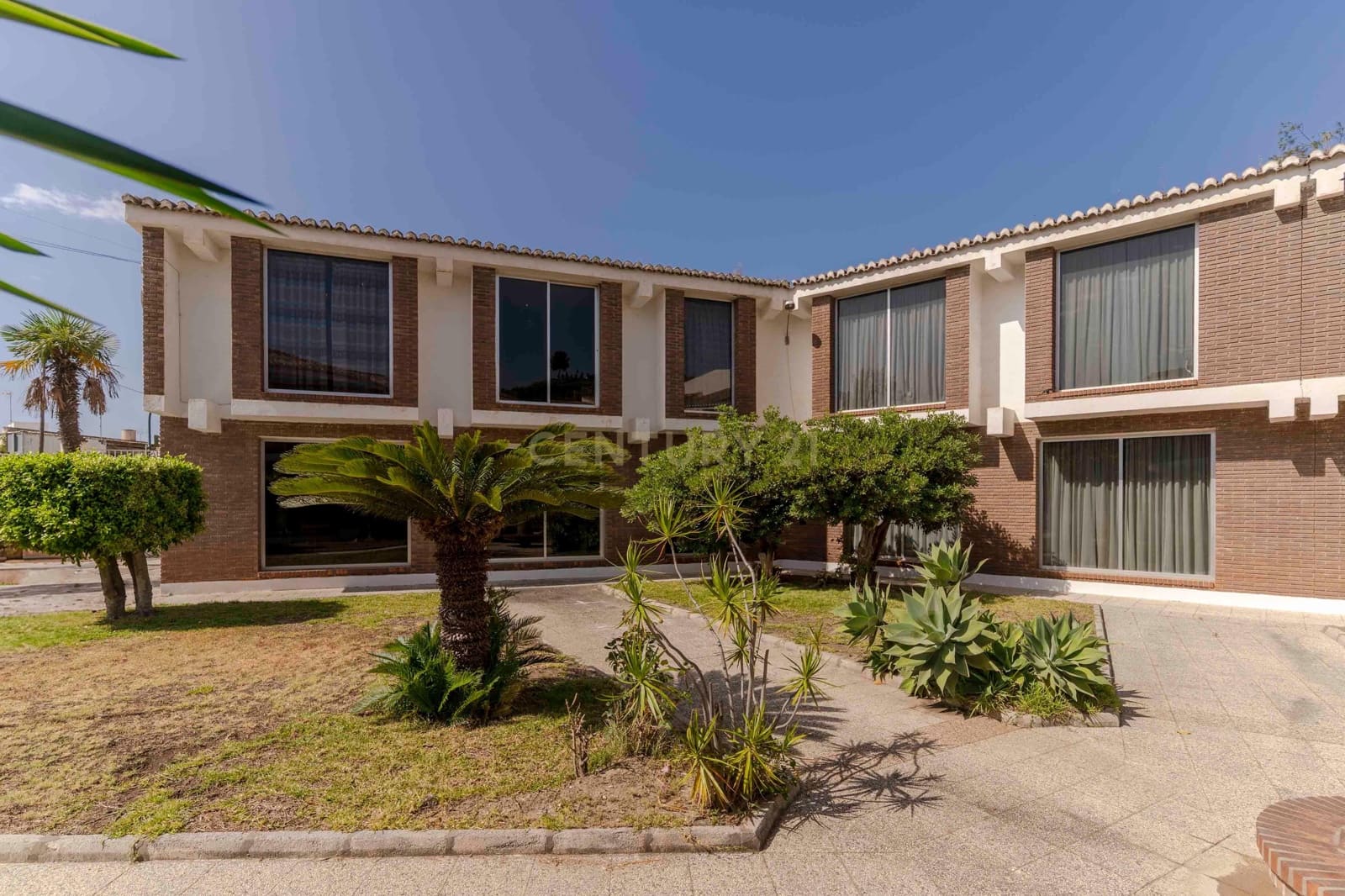 Kommersiell til salgs i Salobrena - € 2 500 000 (Ref: 9308800)