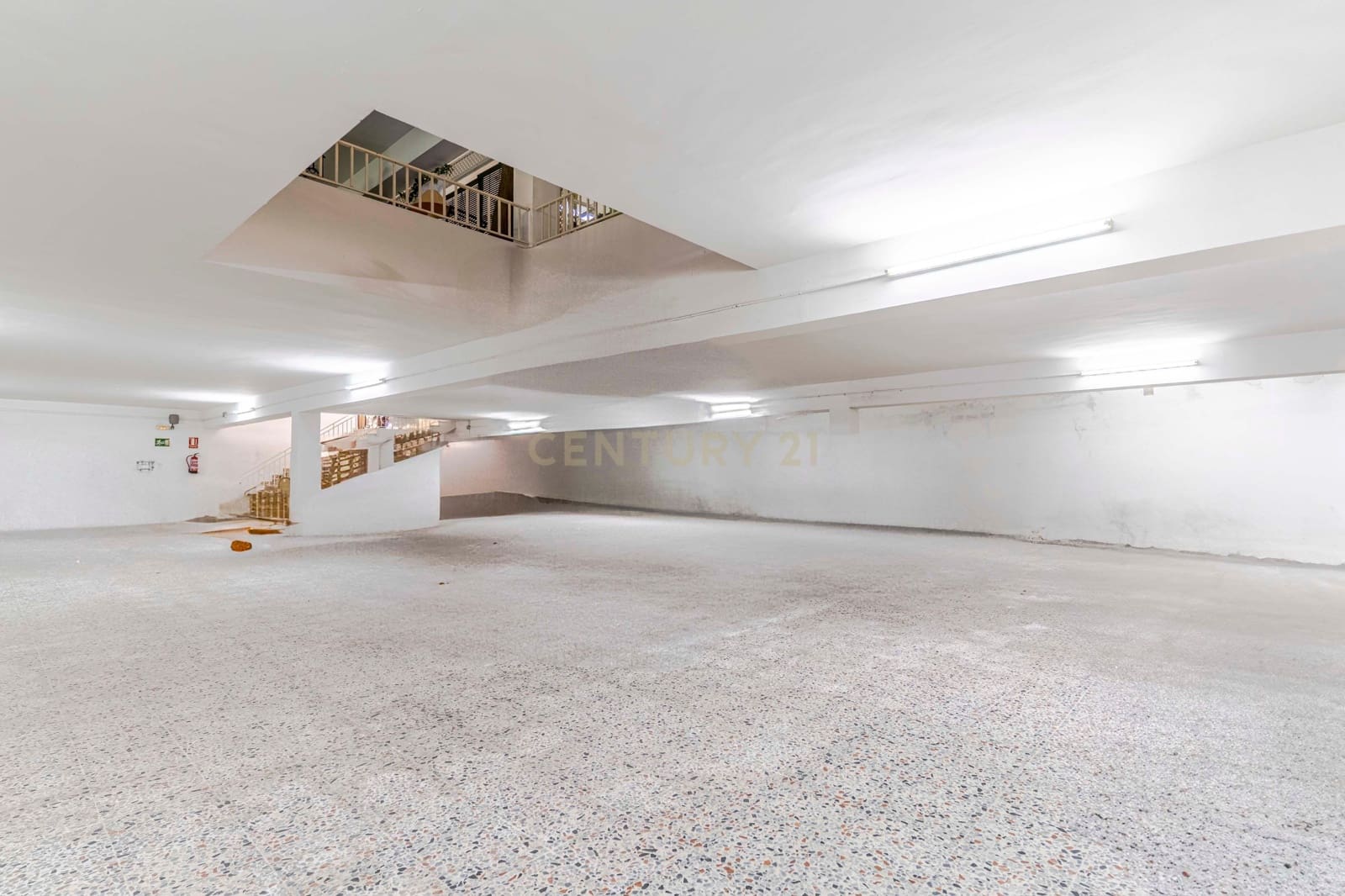 Kommersiell til salgs i Salobrena - € 2 500 000 (Ref: 9308800)