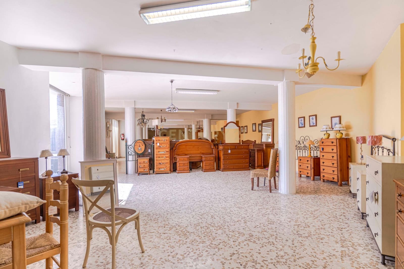 Kommersiell til salgs i Salobrena - € 2 500 000 (Ref: 9308800)